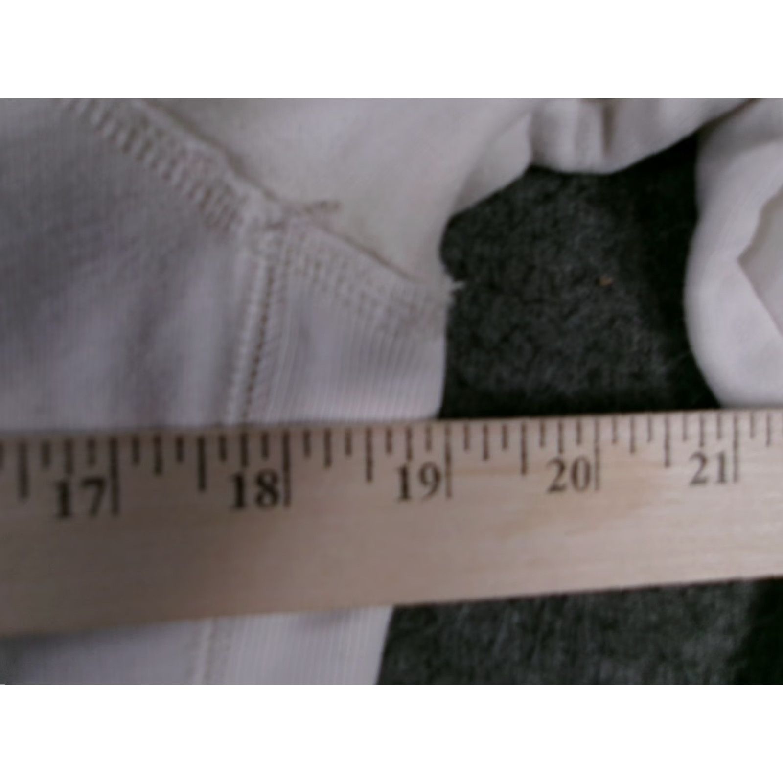 Abercrombie & Fitch Abercrombie and Fitch Hoodie Womens L White Logo Kangaroo Pocket Pullover Size L / US 10 / IT 46 - 4 Thumbnail