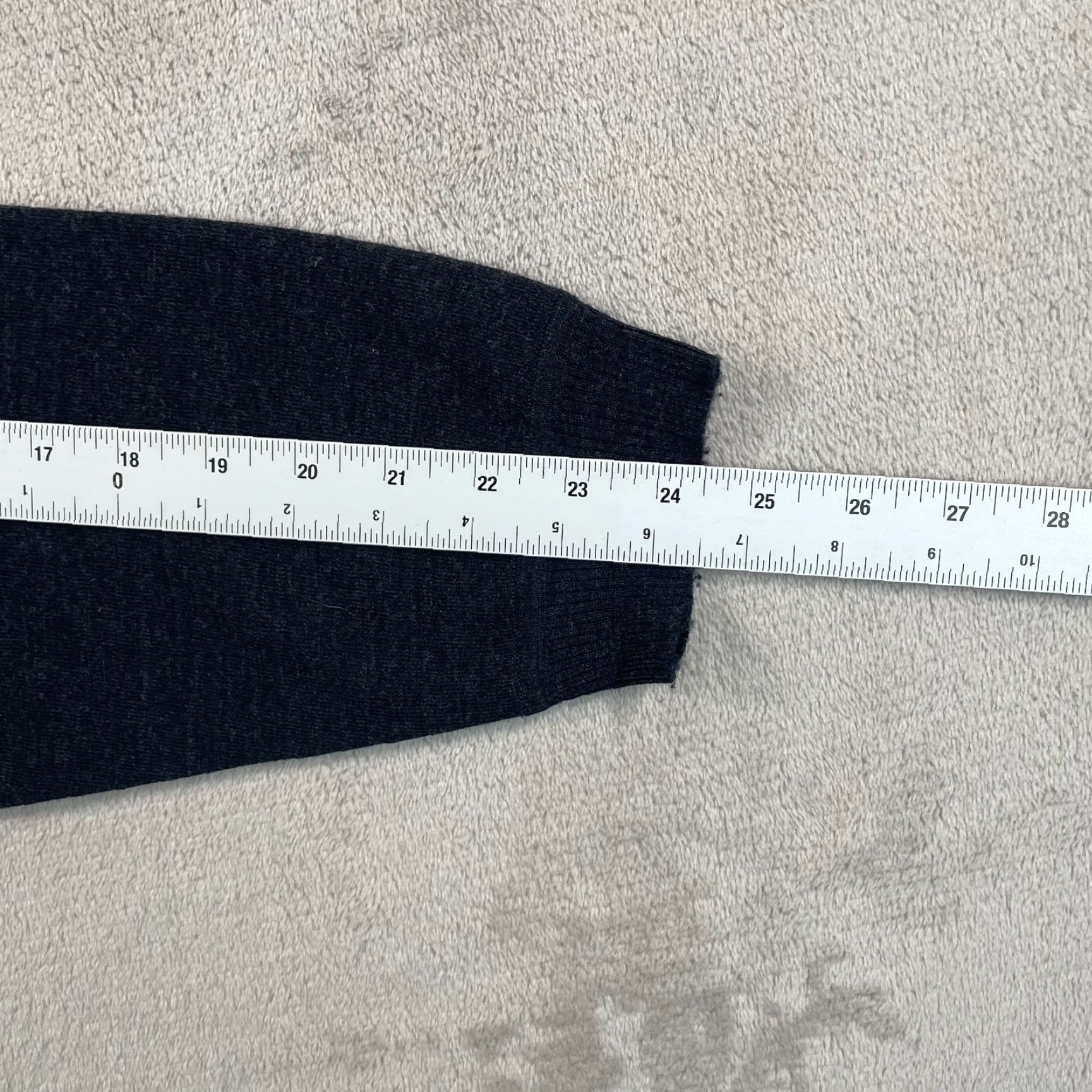 Pendleton Pendleton V Neck Sweater Men XL Grey 100% Merino Wool Long Sleeve Preppy Size US XL / EU 56 / 4 - 7 Thumbnail