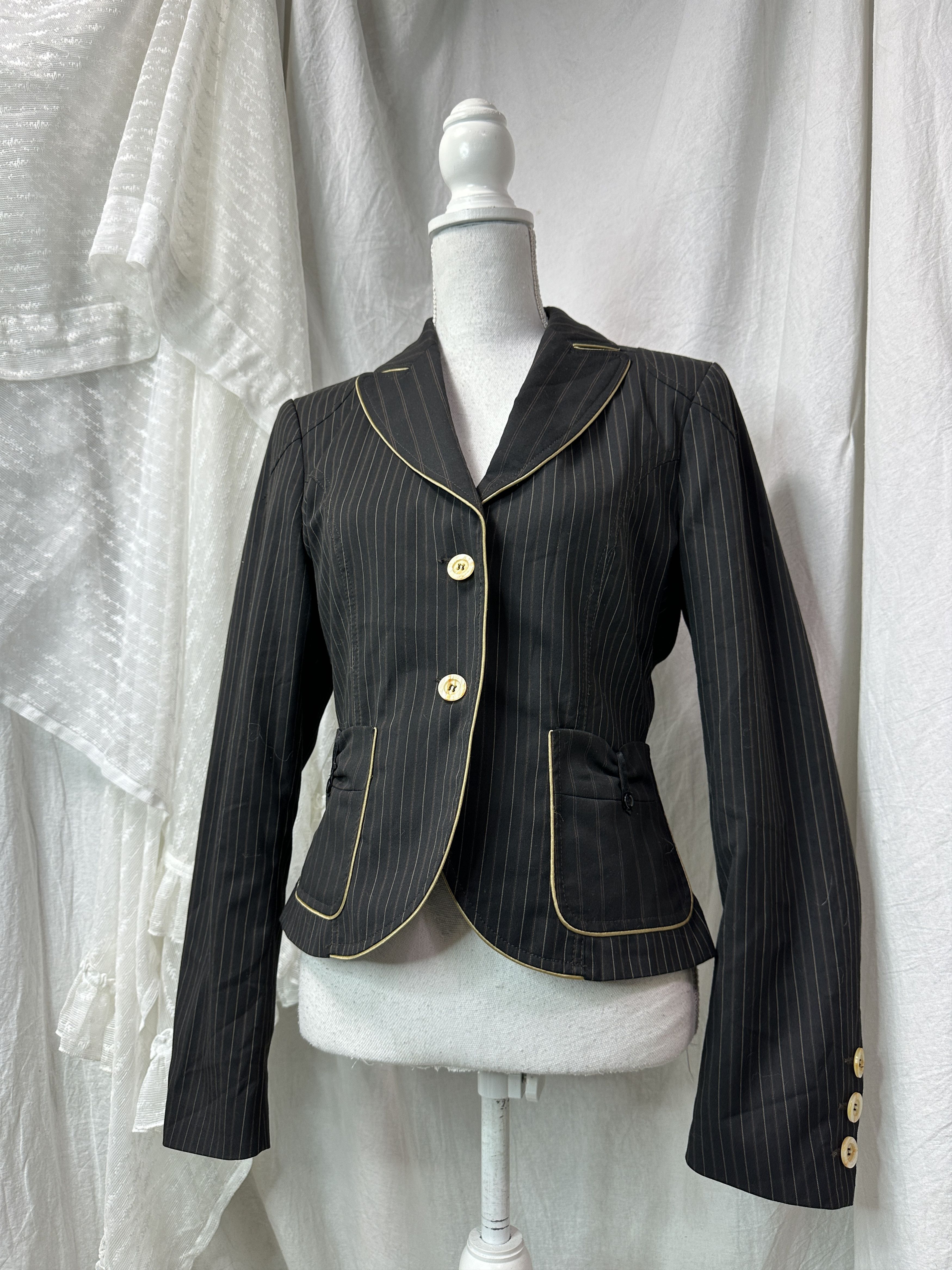 Vintage Vintage Pinstripe Fitted Classy Minimalist Blazer 00s Size S / US 4 / IT 40 - 1 Thumbnail