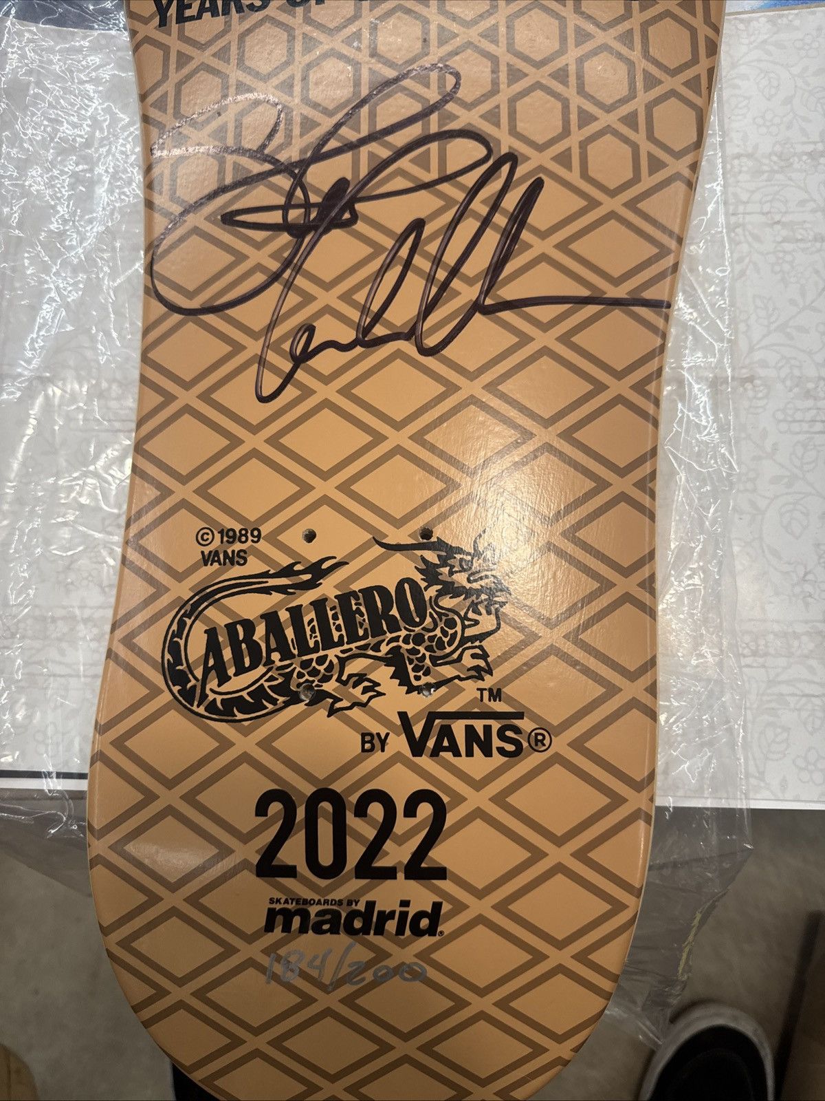 Vans Vans 30 Years Of The Half-cab signed deck 184/200 Size ONE SIZE - 2 Thumbnail