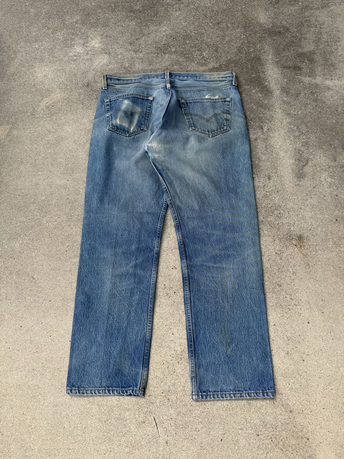 Vintage 90’s Levi’s 501xx Straight Leg Faded Jeans 37x30