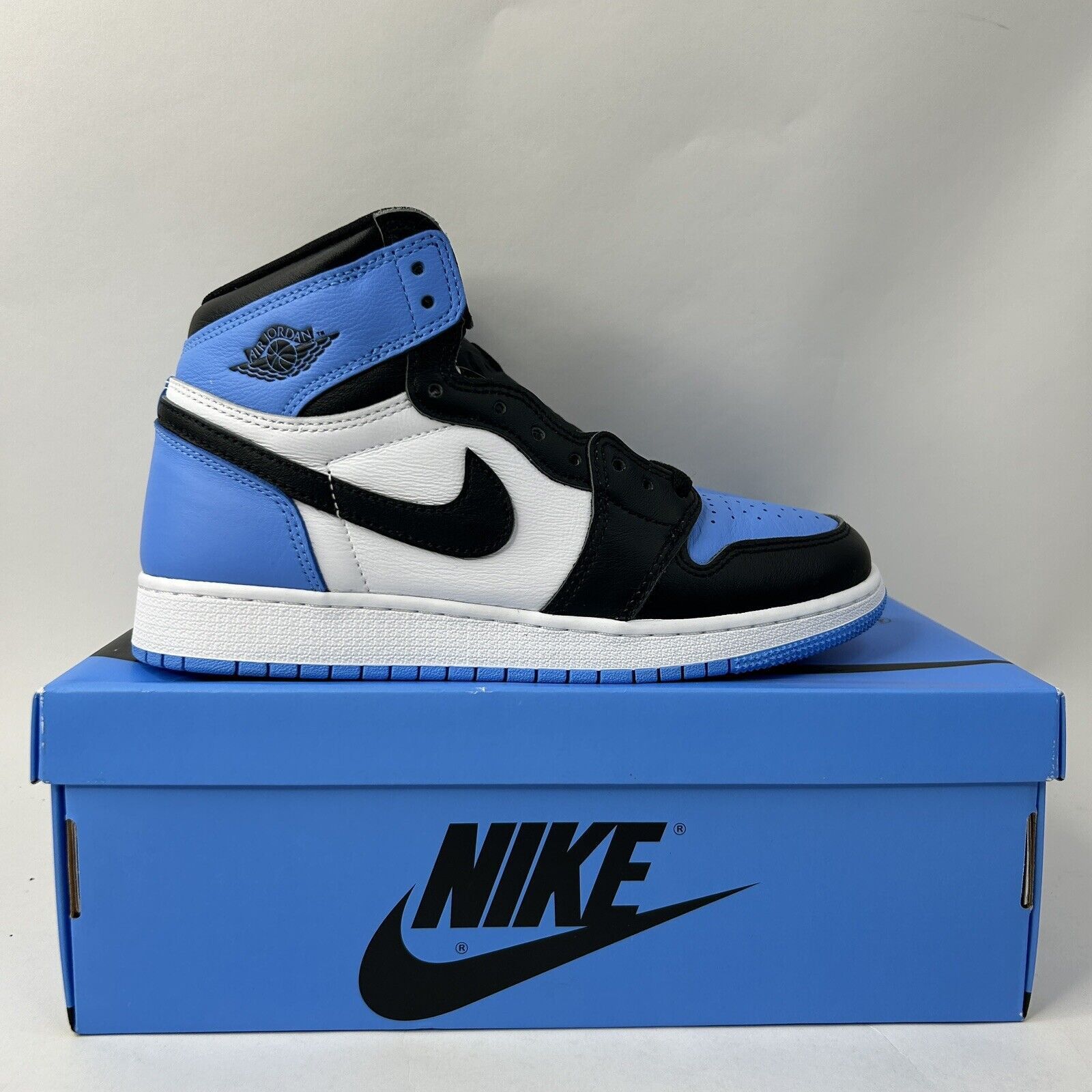 Nike Nike Air Jordan 1 High Retro GS “UNC Toe” 2024 Size US 8.5 / IT 38.5 - 4 Thumbnail