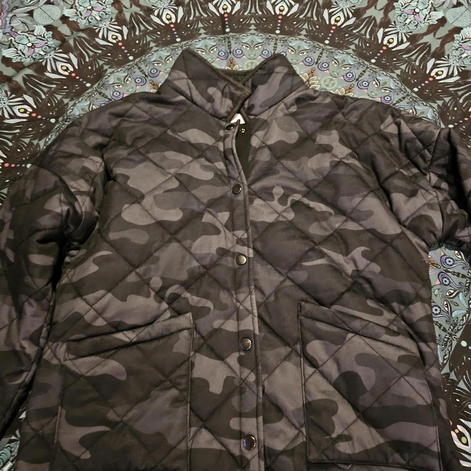Designer Women's Black and Grey Camo Pattern Coat Size M / US 6-8 / IT 42-44 - 1 Thumbnail