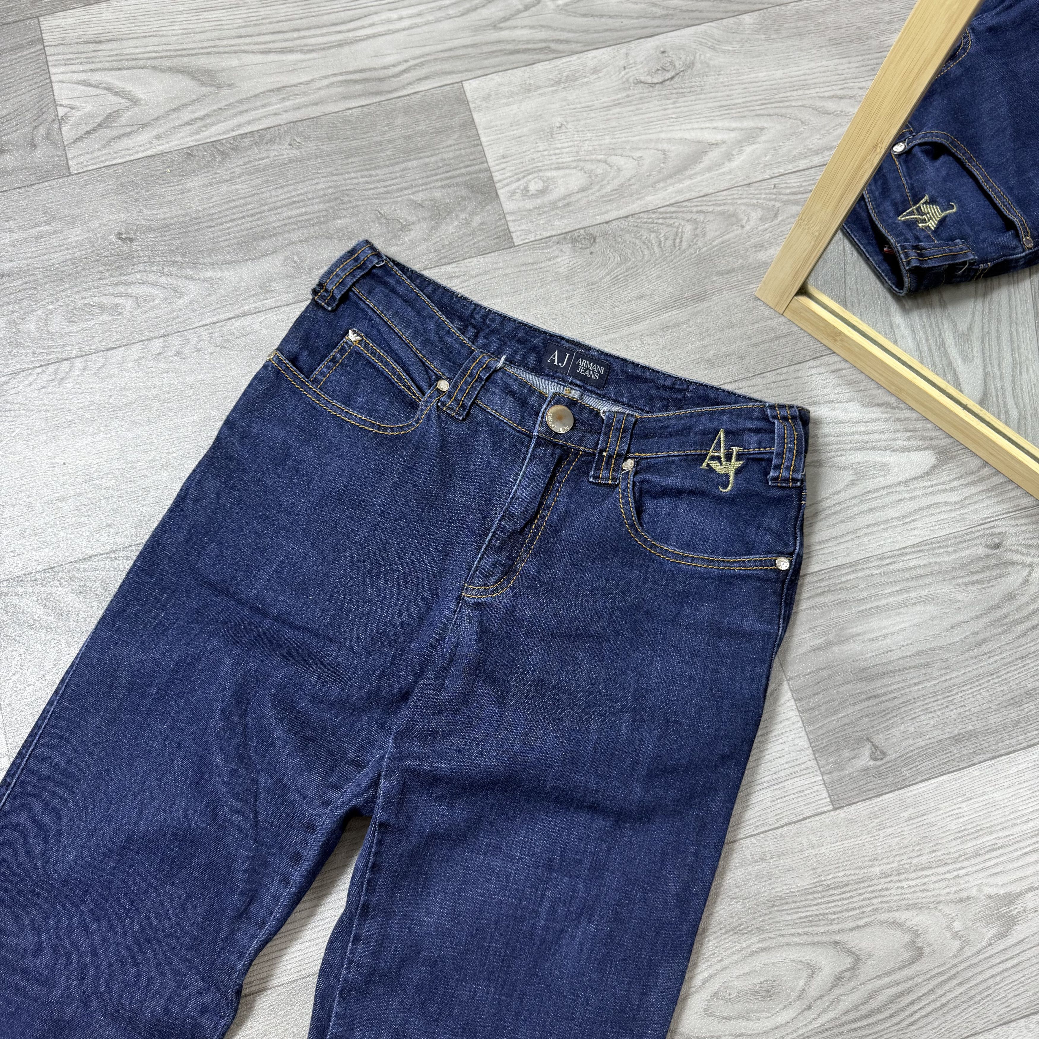 Armani Vintage Armani Jeans Indigo Blue Slim Fit Womens Jeans Pants Size 26" / US 2 / IT 38 - 8 Thumbnail