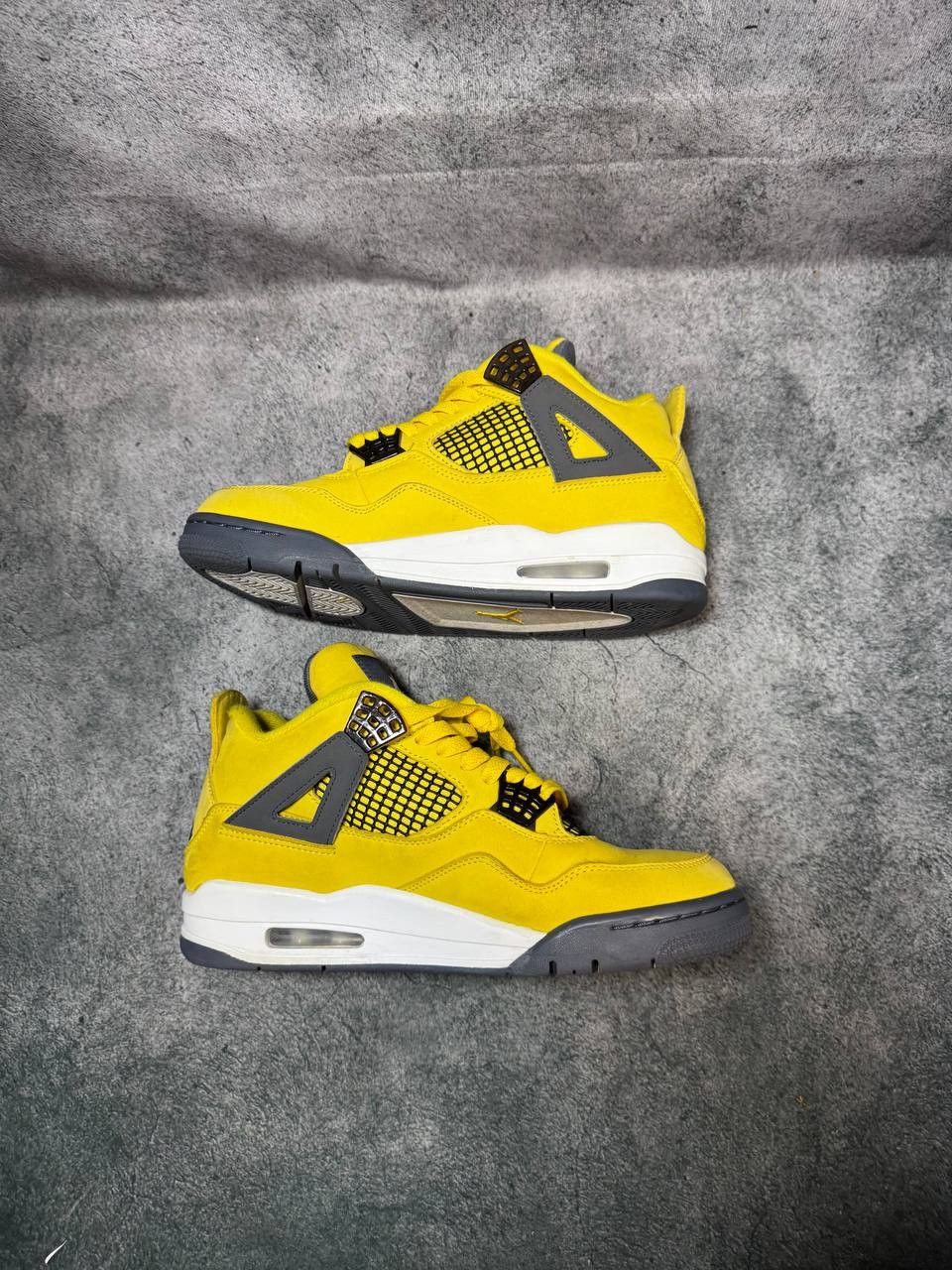 Jordan Brand Size 8 | Jordan 4 Lightning With Box | Pre-Owned Size US 8 / EU 41 - 9 Thumbnail