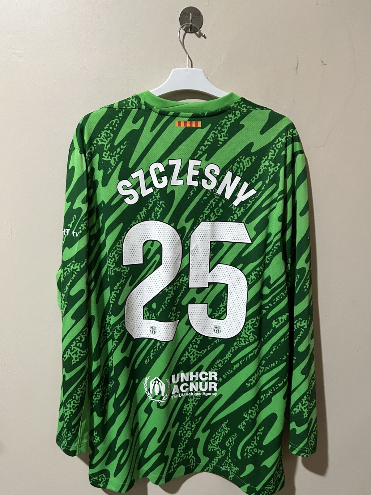 Nike Jersey barcelona goalkeeper jack cactus version el clasico Size US L / EU 52-54 / 3 - 2 Thumbnail