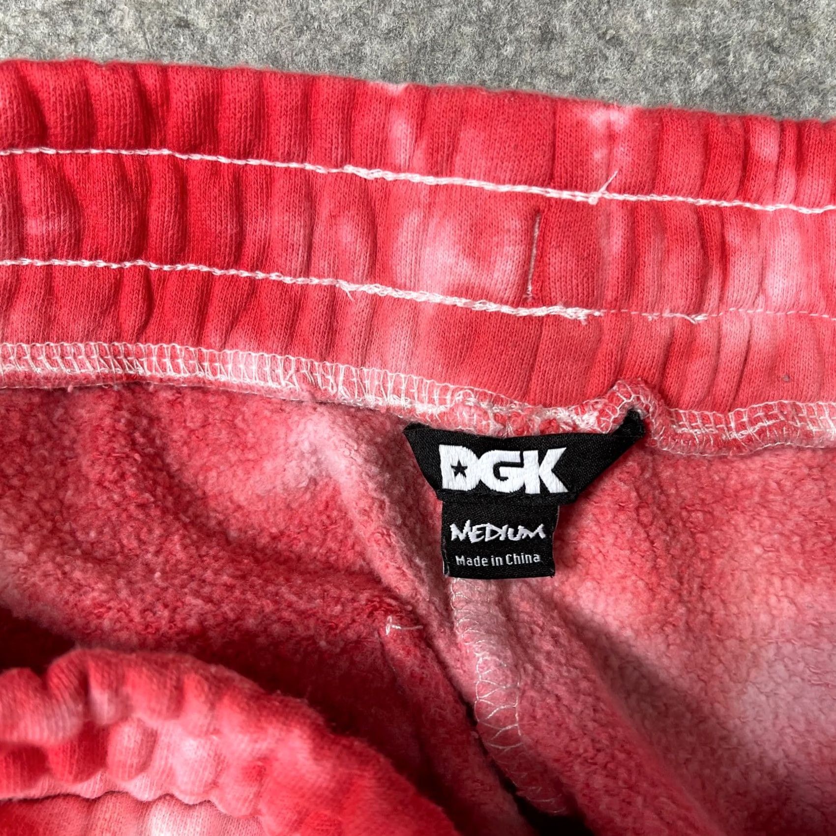 DGK New Title: DGK X KoolAid Smash Red Tie Dye Sweatpants Medium Size US 31 - 5 Thumbnail