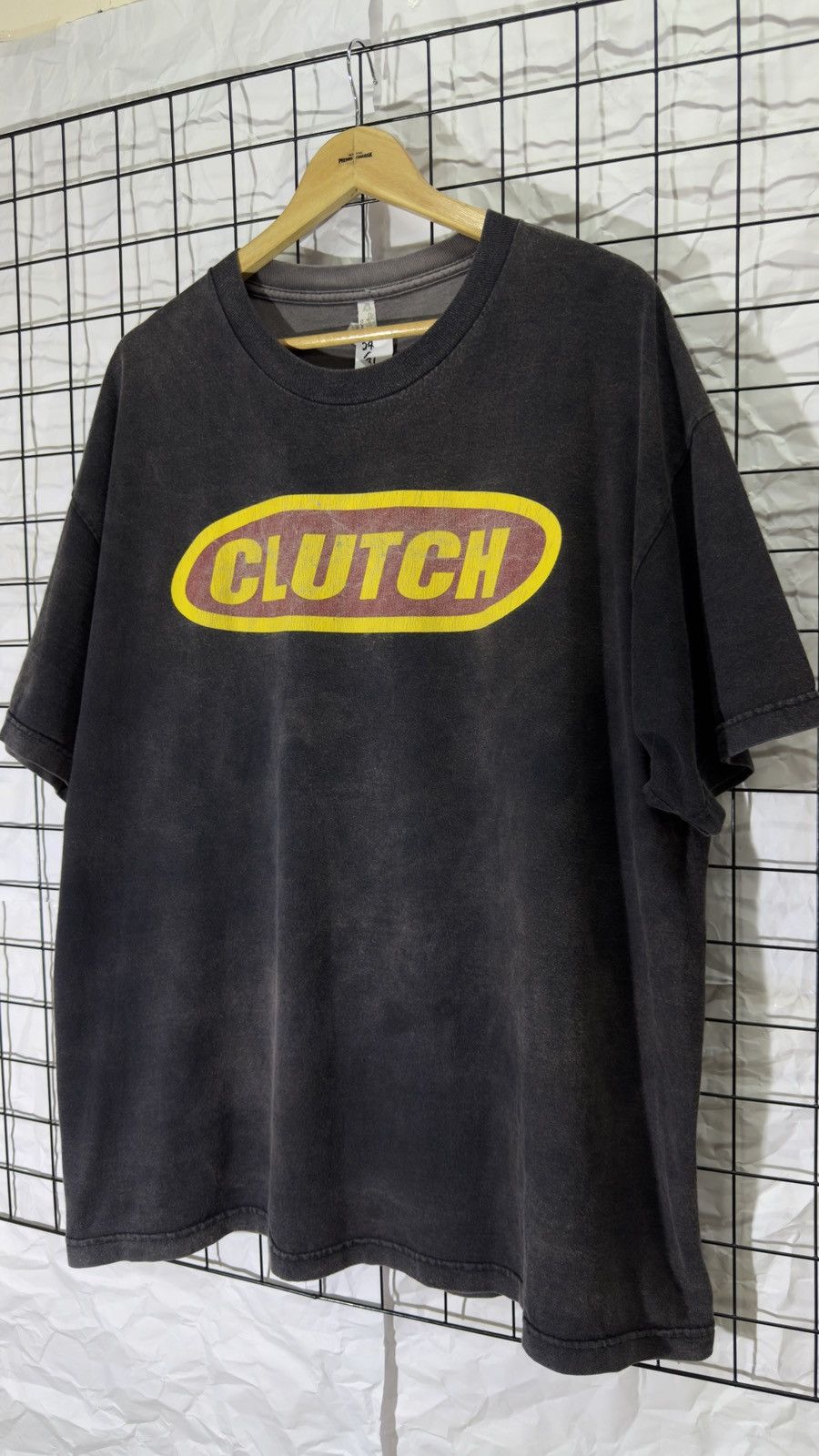 Band Tees Vintage 00's clutch band tee shirt Size US XXL / EU 58 / 5 - 3 Thumbnail