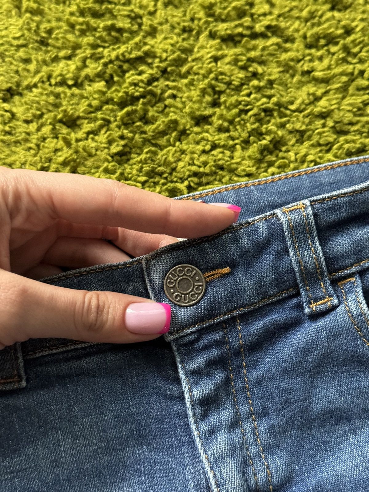 Designer × Gucci Gucci skinny fit faded jeans denim Size 26" / US 2 / IT 38 - 4 Thumbnail