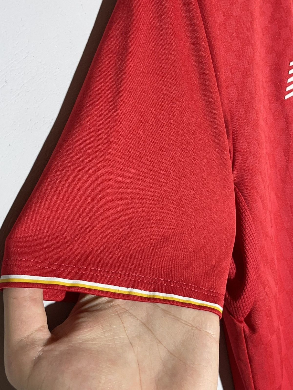 New Balance Liverpool FC 2015/16 Home New Balance Home Football Shirt Size US M / EU 48-50 / 2 - 16 Thumbnail