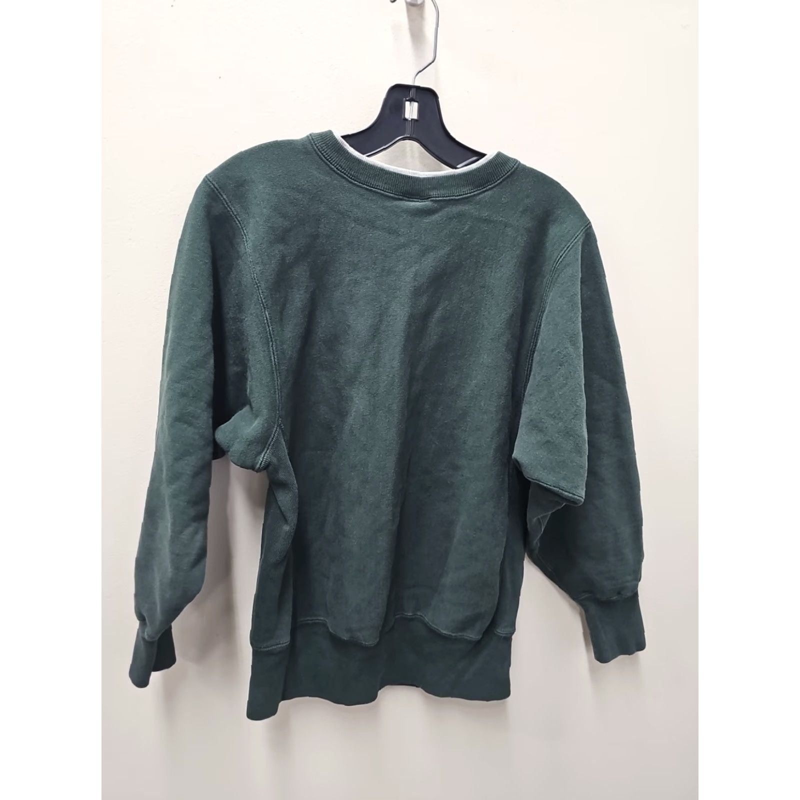 Champion VINTAGE Champion Sweatshirt Reverse Weave Green Mens M USA 80s 90s Distressed Embroidered Logo Crew Neck Pullover Heavyweight Fleece Size US M / EU 48-50 / 2 - 4 Thumbnail
