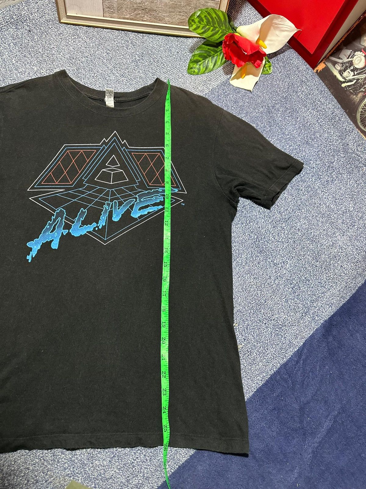 Band Tees archive Vintage 2007 DAFT PUNK "Alife" Album Tour Tee Size US M / EU 48-50 / 2 - 9 Thumbnail