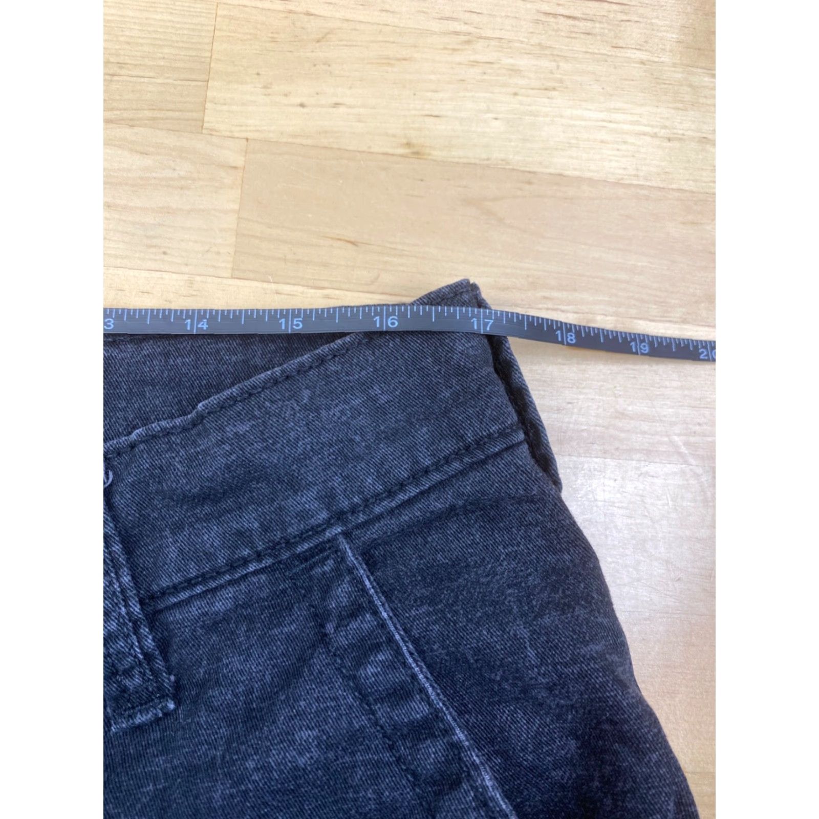 Levi's Levi’s Cargo Shorts Mens 34 Navy Blue Pockets Cargo Regular Blue Men 34 (Navy) Size US 34 / EU 50 - 7 Thumbnail