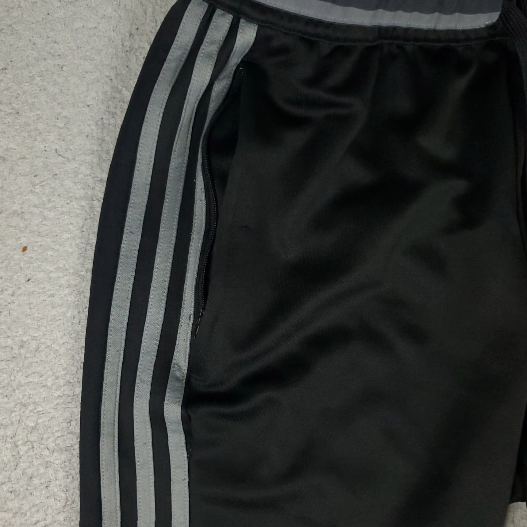 Adidas Adidas Pants Mens Size Small Black Ankle Zip Track Sweatpants Size US 29 - 4 Thumbnail