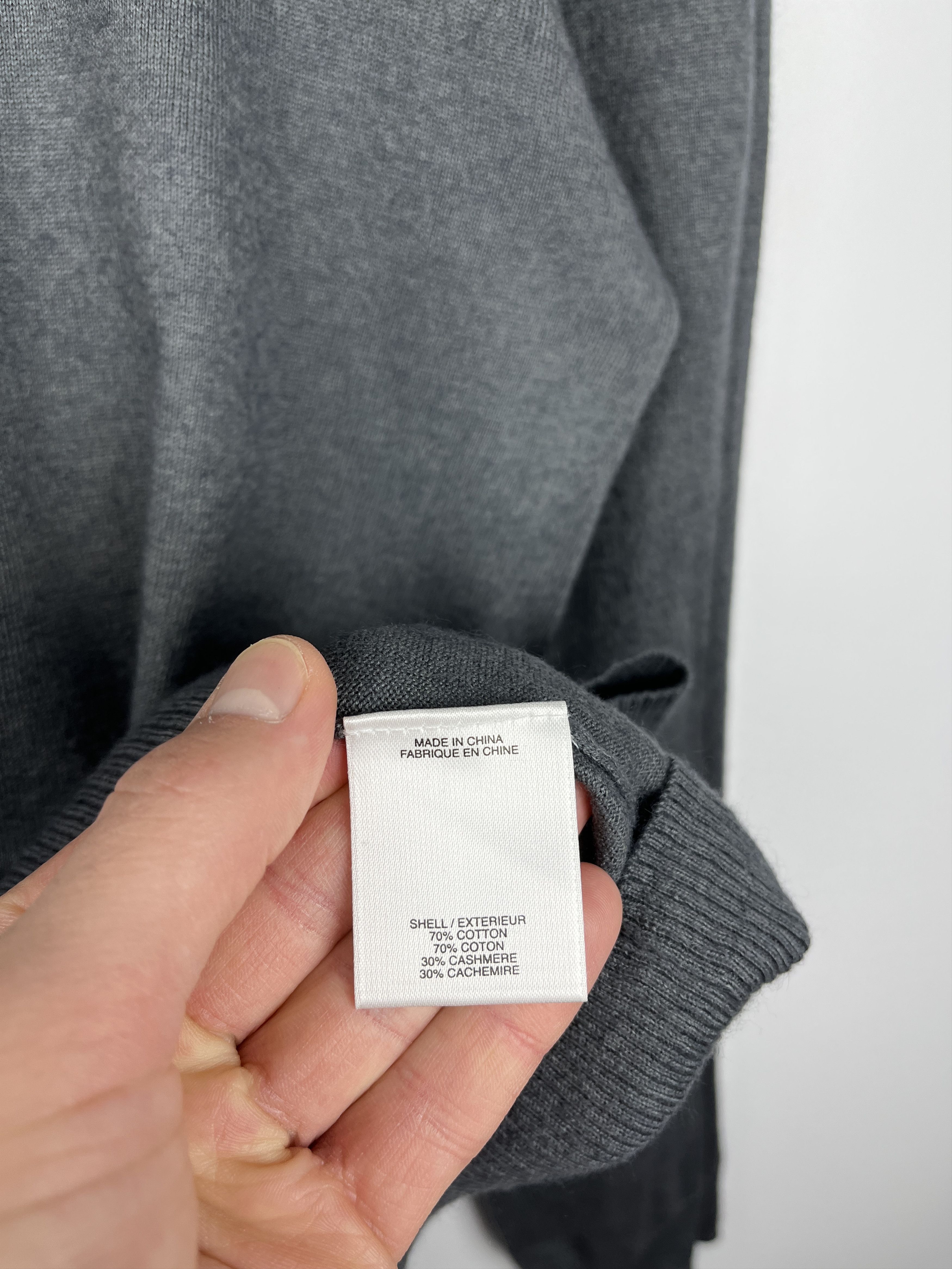Helmut Lang Helmut Lang New York Cotton Cashmere Light Sweater Size US S / EU 44-46 / 1 - 13 Thumbnail