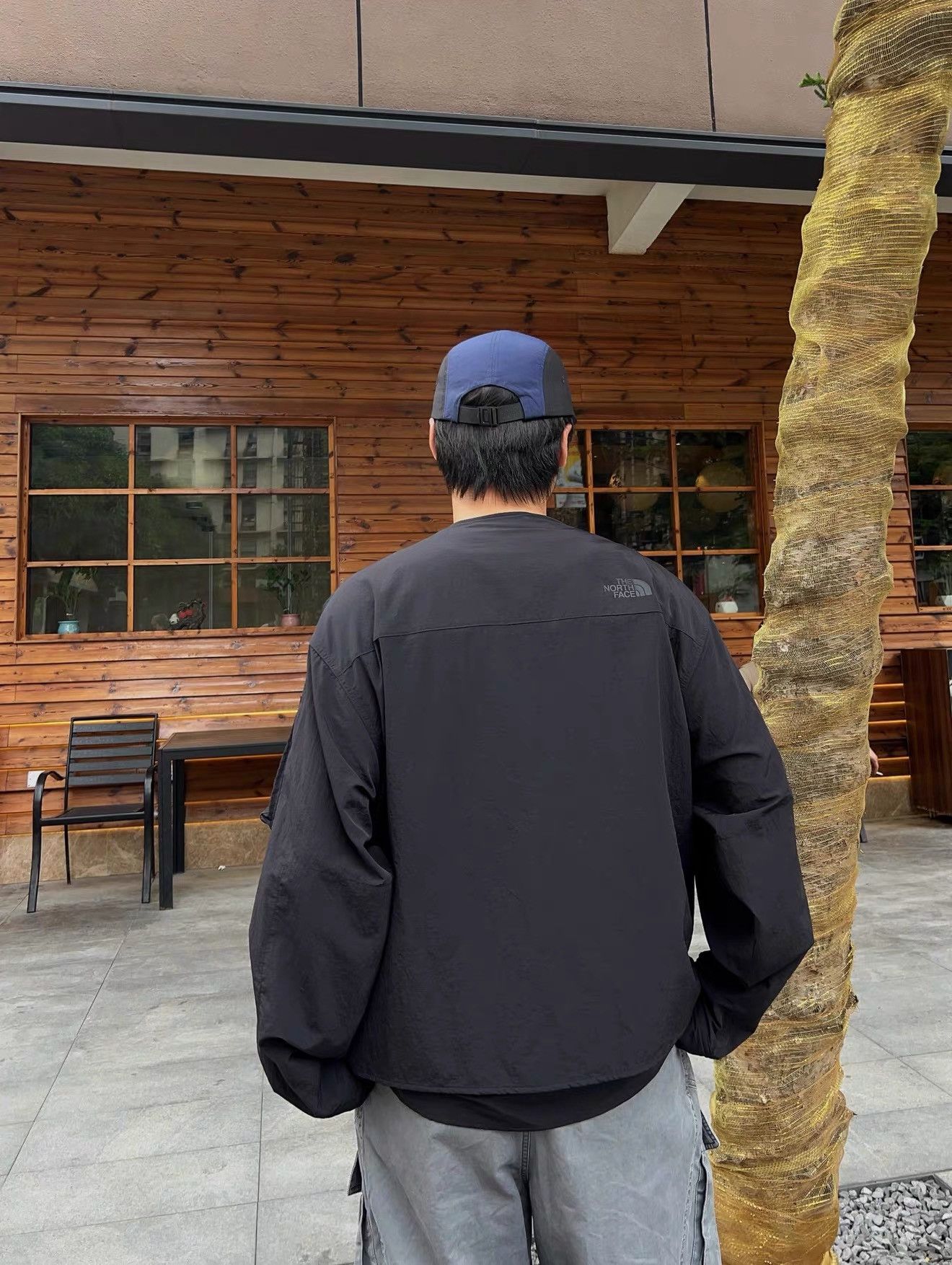 The North Face Urban Exploration REVERSIBLE 4-WAY WIND JACKET Size US M / EU 48-50 / 2 - 13 Thumbnail