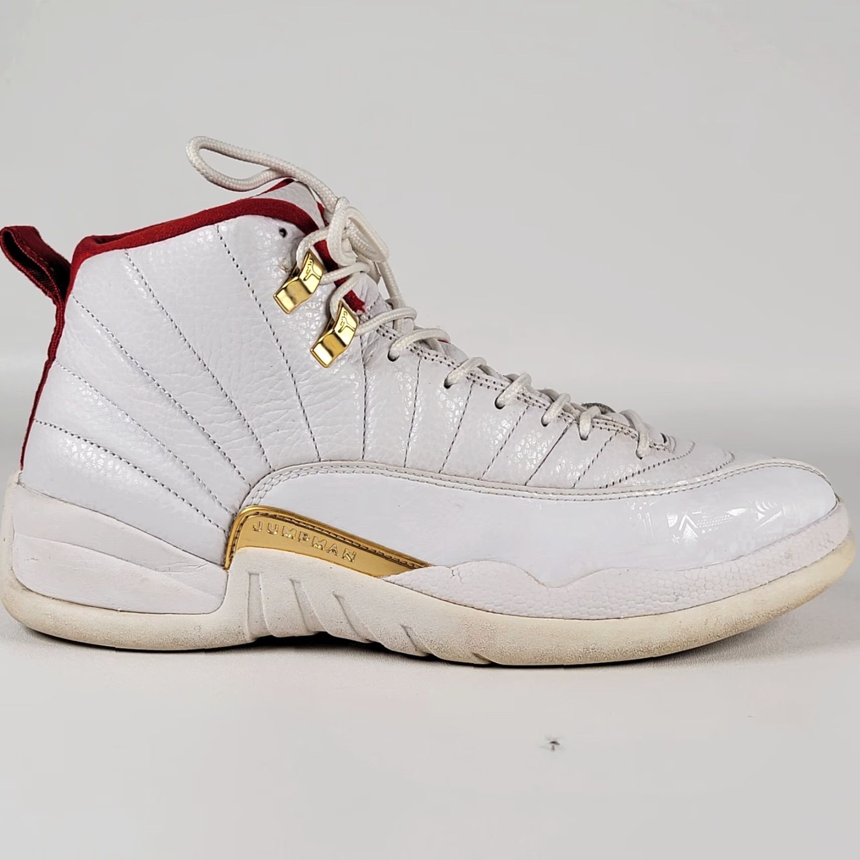 Jordan Brand Nike Air Jordan 12 Retro White/Red/Metallic Gold Mens Size 11 US Leather Upper High Top Sneaker Basketball Casual Size ONE SIZE - 3 Thumbnail