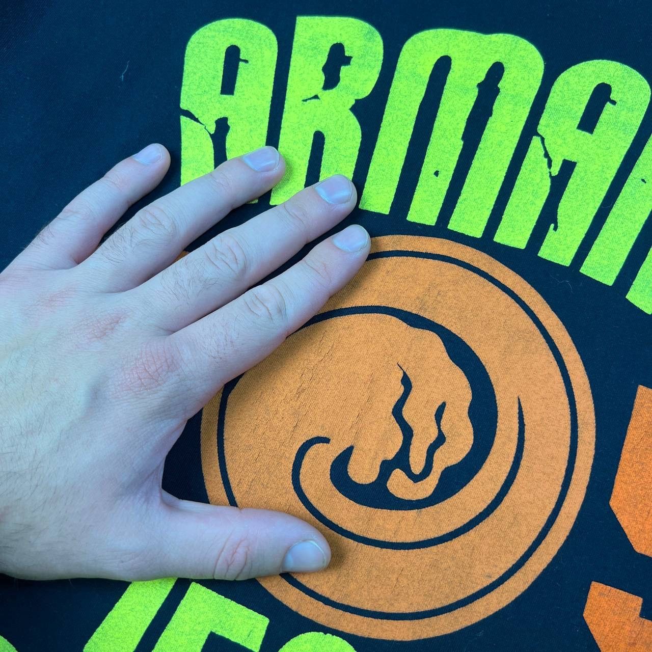 Armani Armani Jeans Vintage Y2K Big Logo Faded T-Shirt 1TS4 Size US XL / EU 56 / 4 - 7 Thumbnail