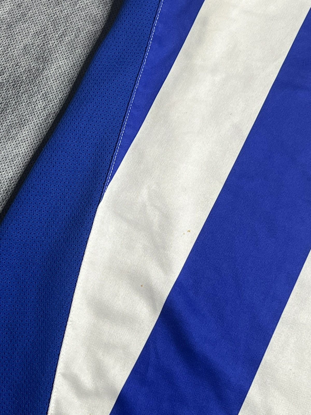 Puma Vintage Puma Sheffield Wednesday 2010/11 Soccer Jersey Size US L / EU 52-54 / 3 - 18 Thumbnail