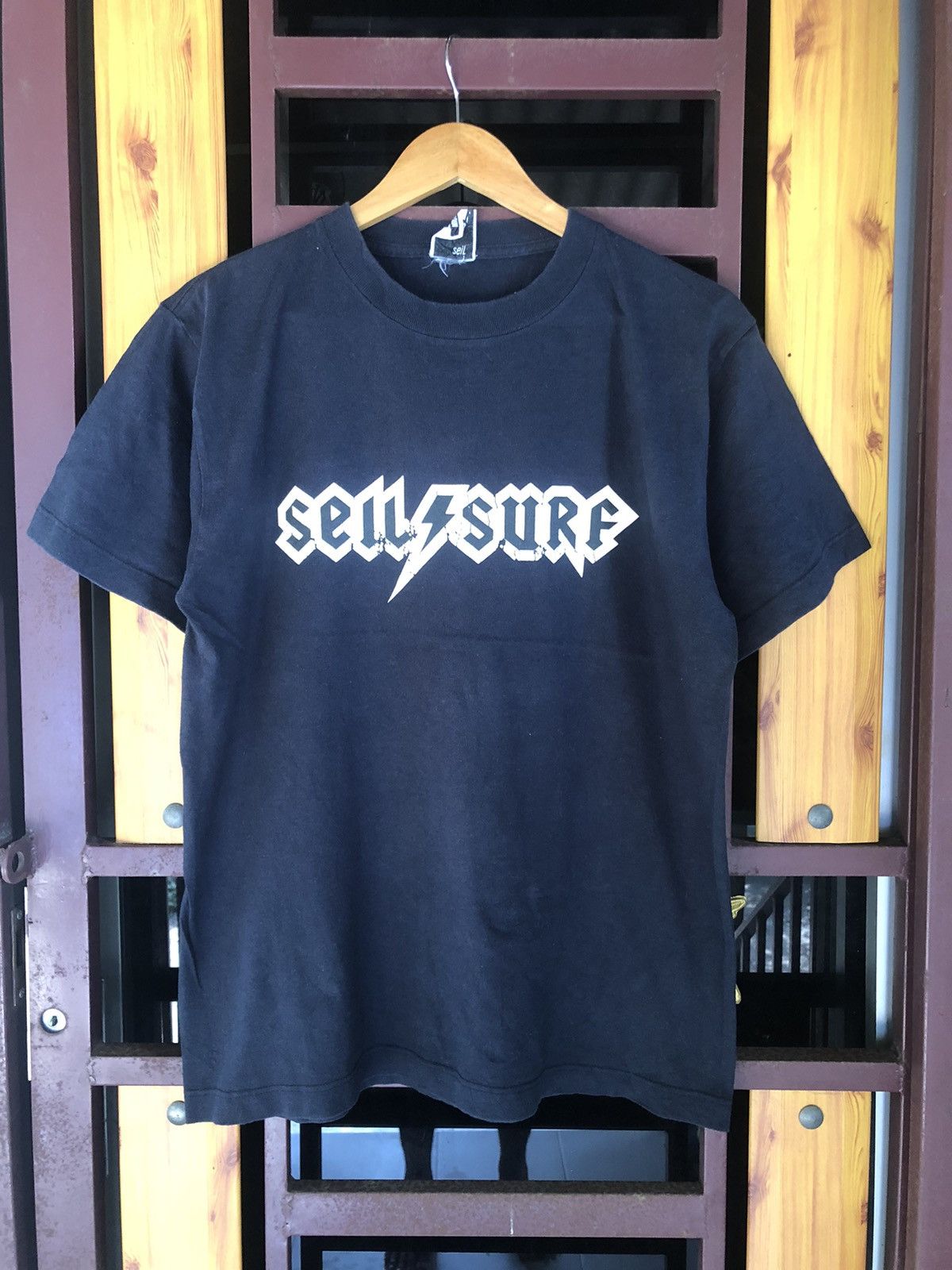 Japanese Brand 🔥Vintage 90s🔥Old School Seil Surf Crew Tshirts Size US M / EU 48-50 / 2 - 5 Thumbnail