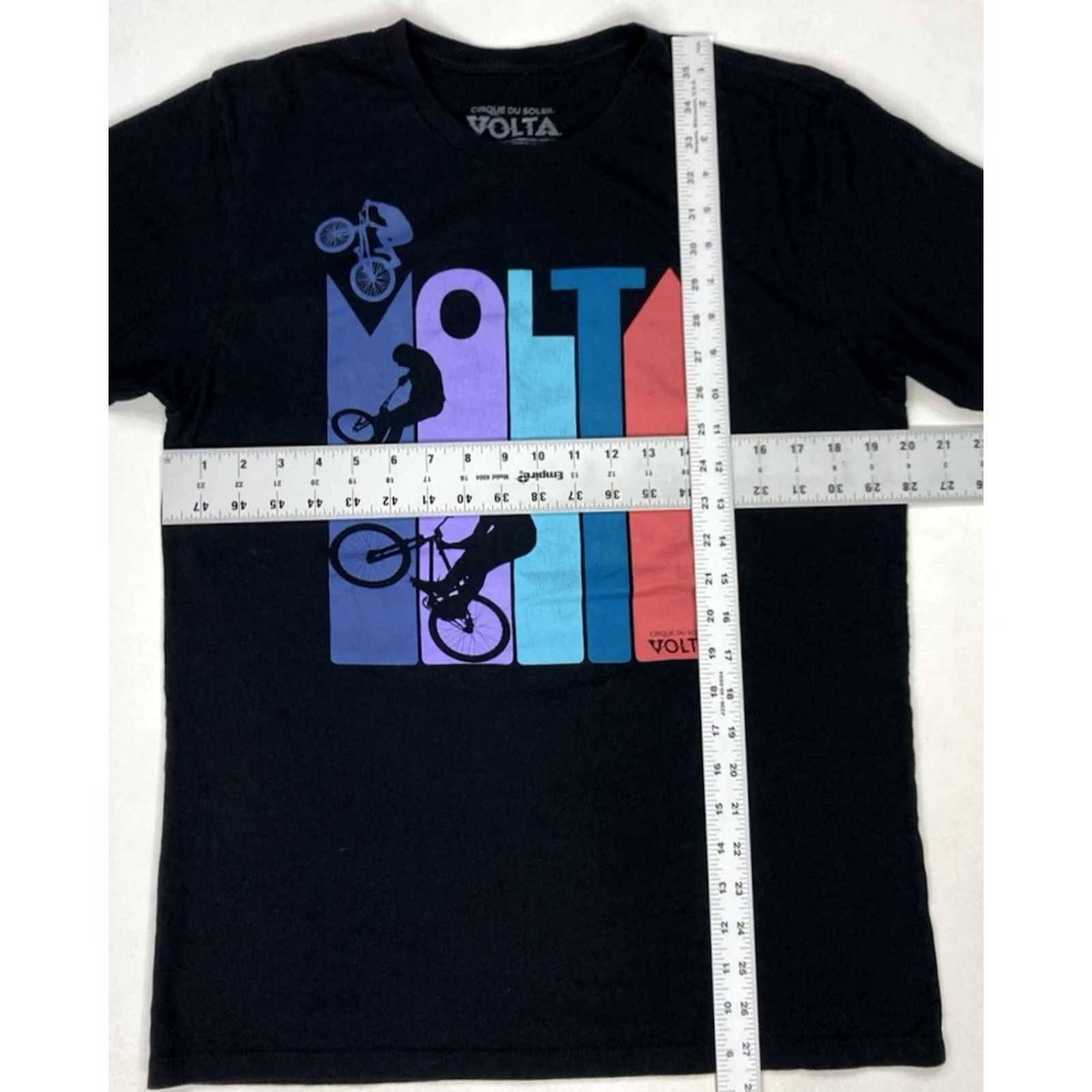 Vintage VINTAGE Cirque du Soleil Volta Graphic T-shirt Men Medium Black Short Sleeve Size US M / EU 48-50 / 2 - 5 Thumbnail