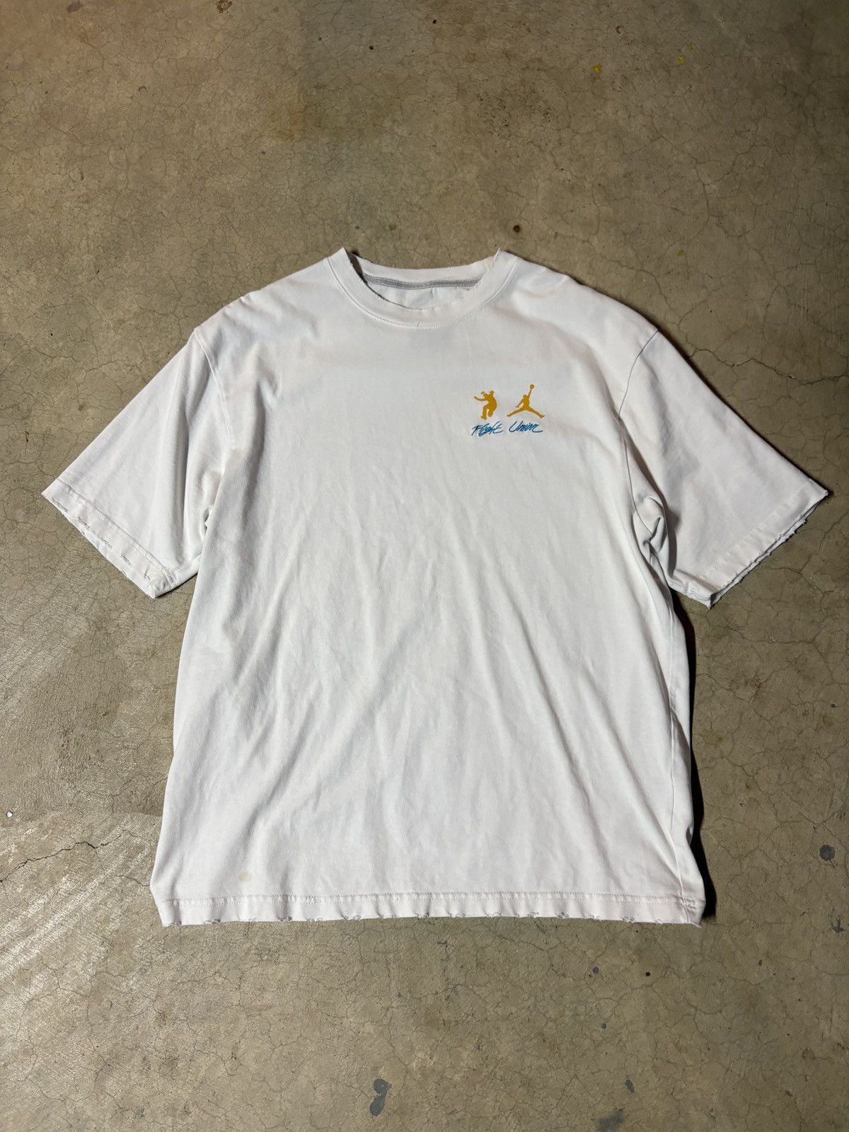 Jordan Brand × Union LA Union LA X Air Jordan M J T Tee T-shirt Sail Size Medium Size US M / EU 48-50 / 2 - 1 Thumbnail
