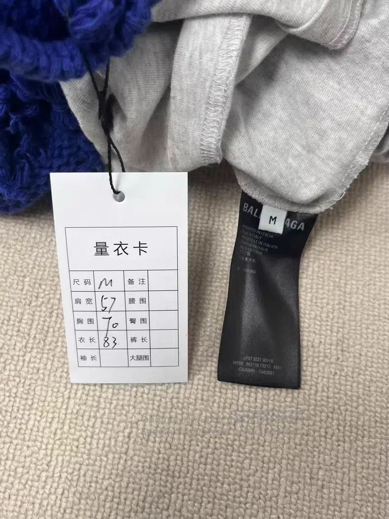 Balenciaga Balenciaga Classic Logo Alphabet Embroidered Ripped Hooded Size US M / EU 48-50 / 2 - 5 Thumbnail