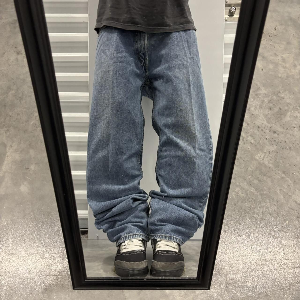 Levi's × Vintage Crazy Vintage Y2K/2000s Levis Medium Wash Essential Denim Jeans! Size US 36 / EU 52 - 1 Thumbnail