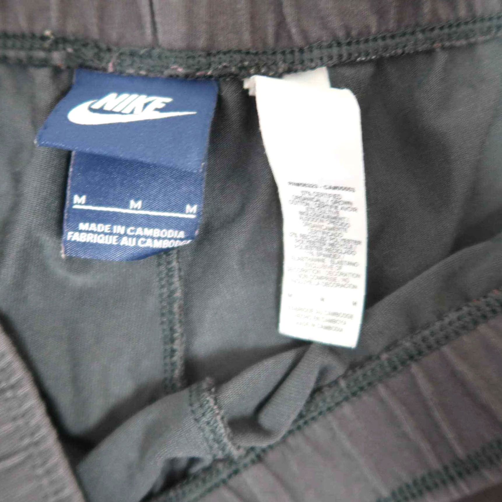 Nike Nike Leggings Shirt? Size 32" / US 10 / IT 46 - 3 Thumbnail