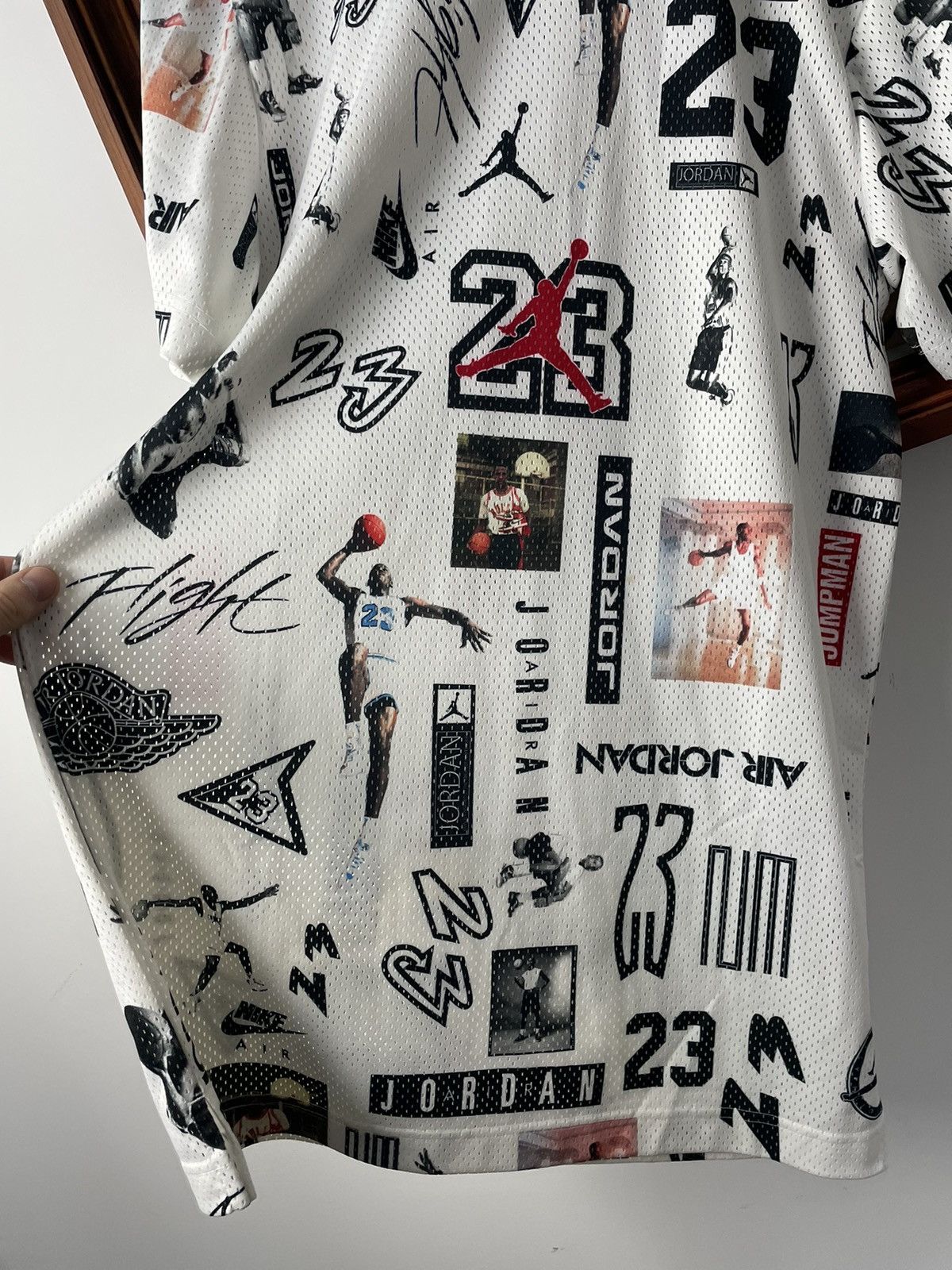Jordan Brand Jordan Brand Chicago Bulls NBA Basketball Tee Sport Nike Size US M / EU 48-50 / 2 - 3 Thumbnail