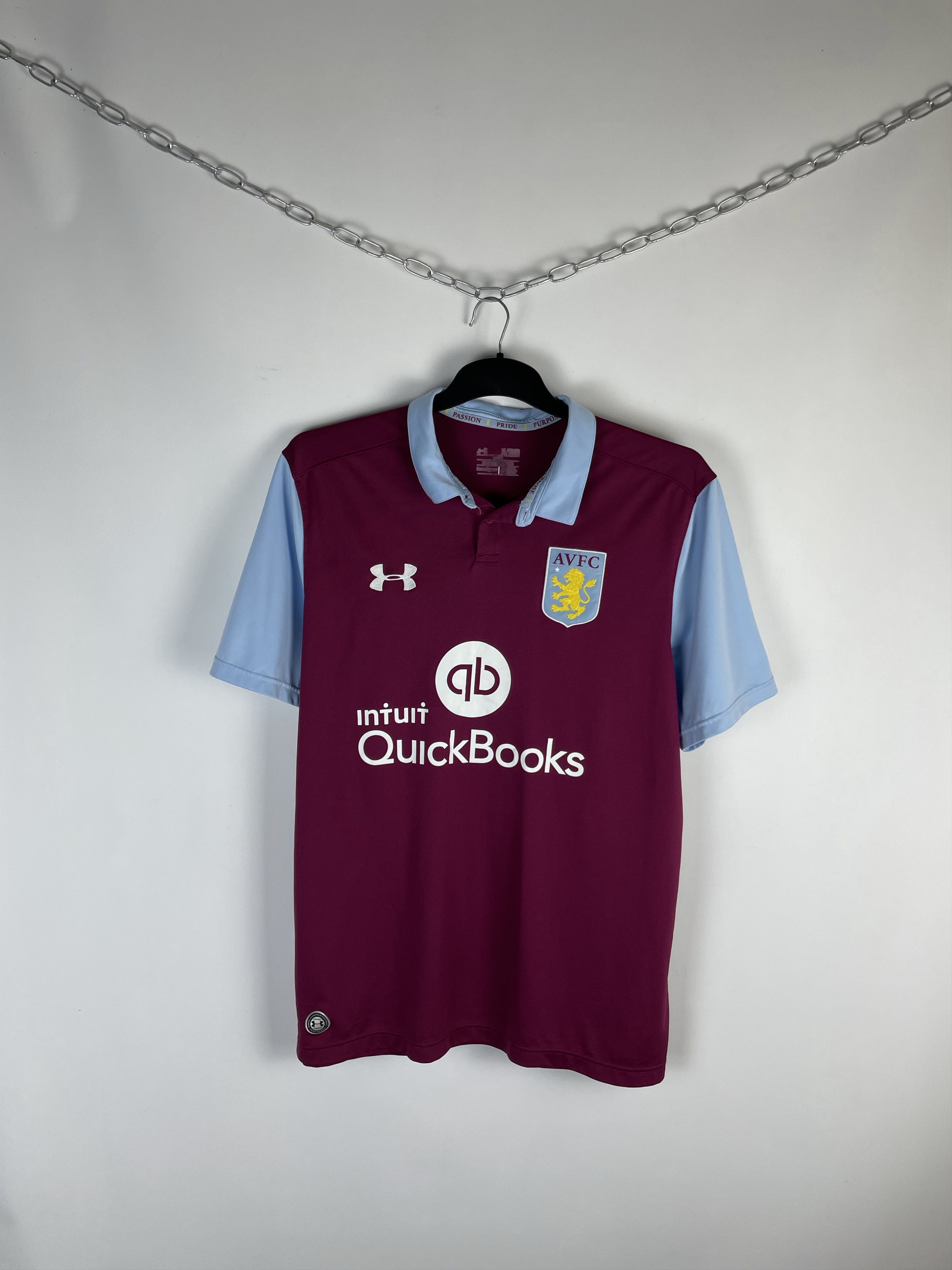 Vintage Under Armour Aston Villa Soccer Jersey T-Shirt Size US XL / EU 56 / 4 - 1 Thumbnail