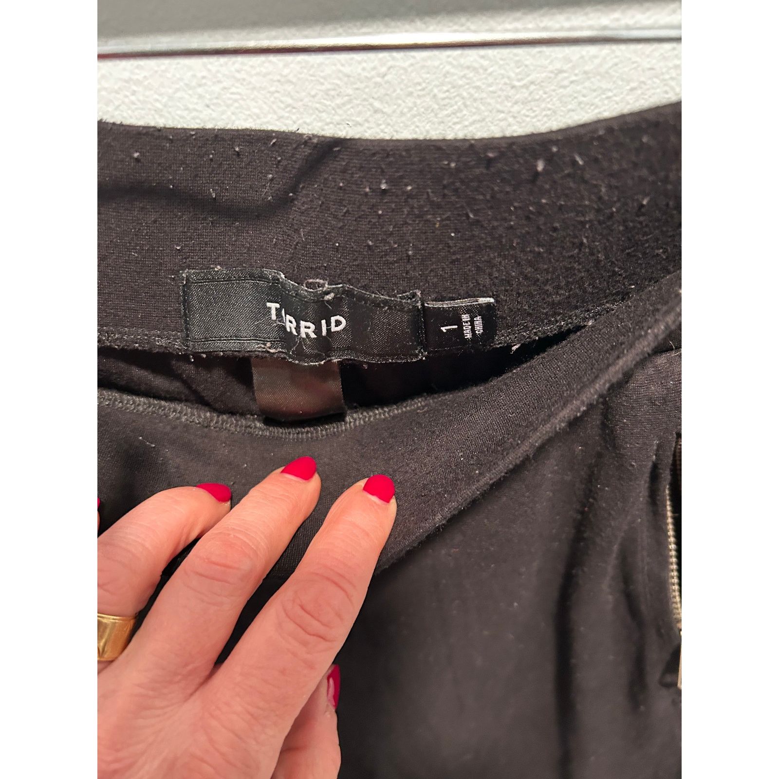 Torrid Torrid Black Jogger Pants Zip Pocket Women’s Size 1 Size 42" / US 20 - 3 Thumbnail