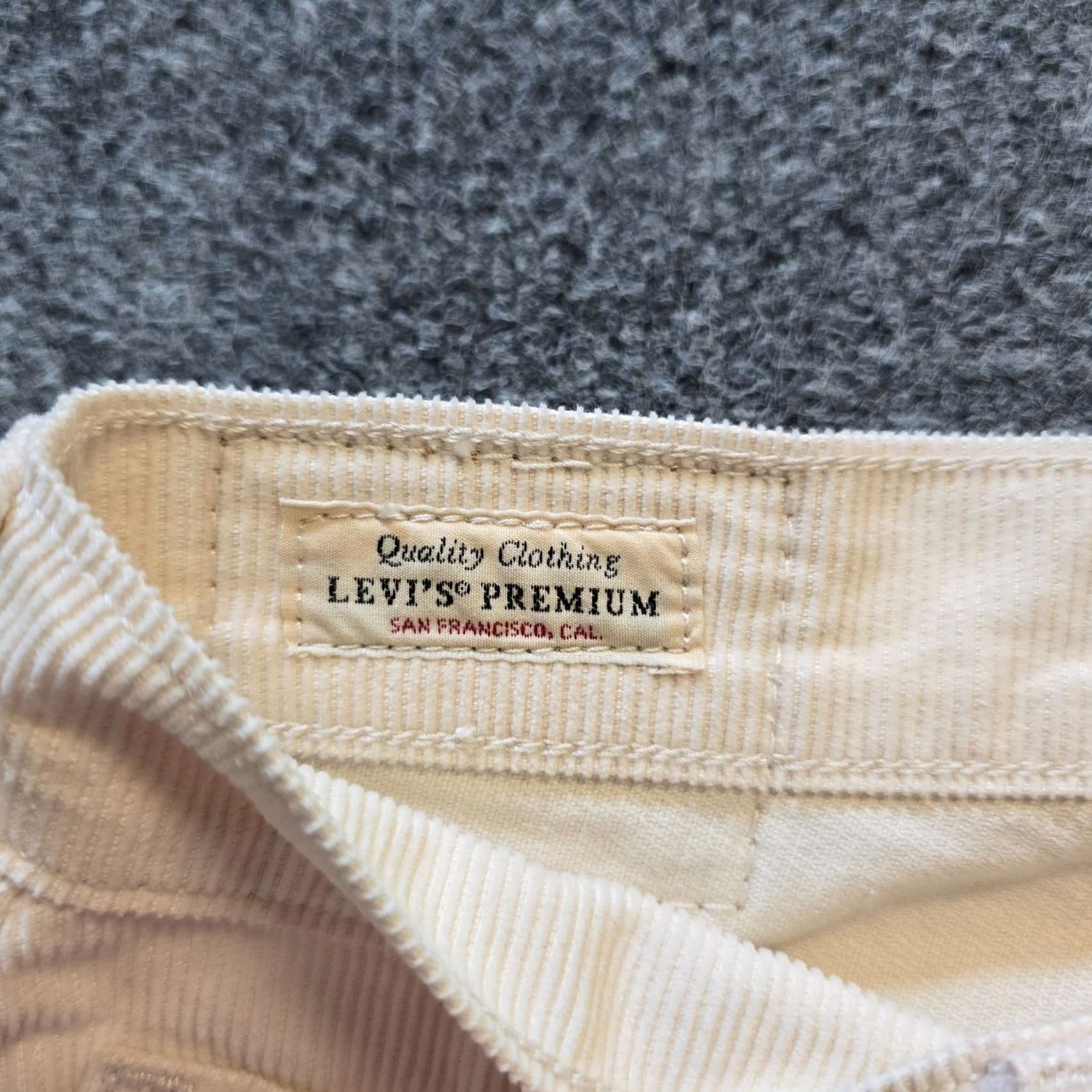 Levi's Levi's Pants Women Size 24 White Corduroy Mid Rise Ankle Bootcut Capsule Casual Womens Size 42" / US 20 - 5 Thumbnail