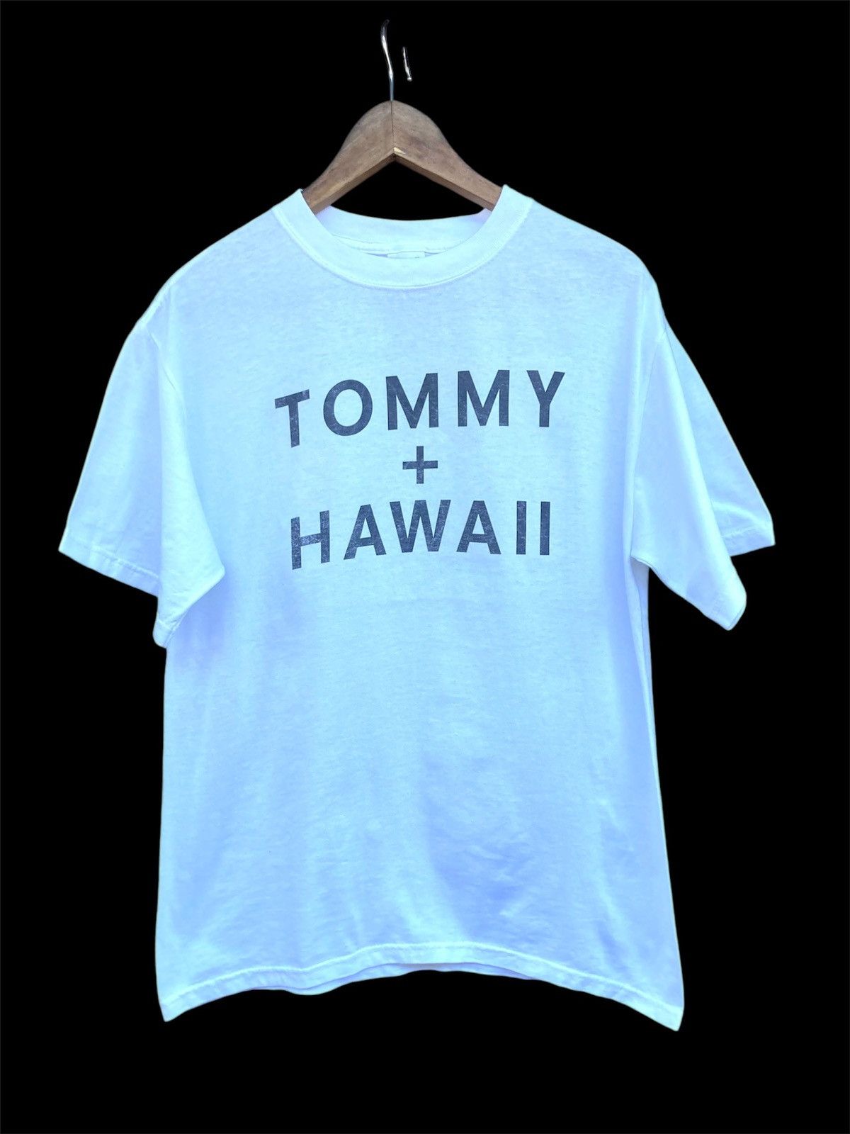 Tommy Hilfiger Vintage Hawaii Tommy Hilfiger Tee Size US M / EU 48-50 / 2 - 1 Thumbnail
