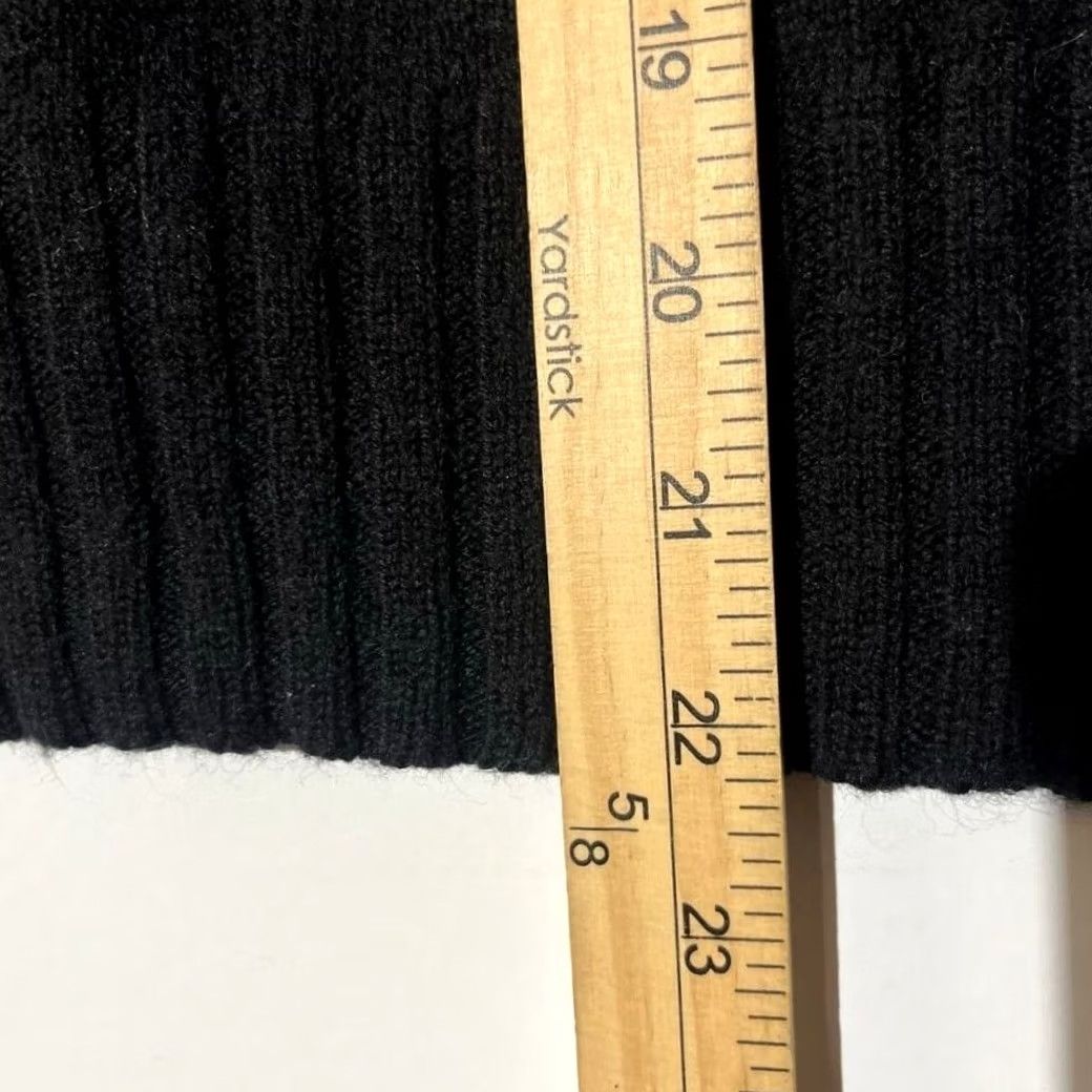Banana Republic Banana Republic V-Neck Wool Knit Pullover Black Long Sleeve Sweater Women Size M Size M / US 6-8 / IT 42-44 - 5 Thumbnail