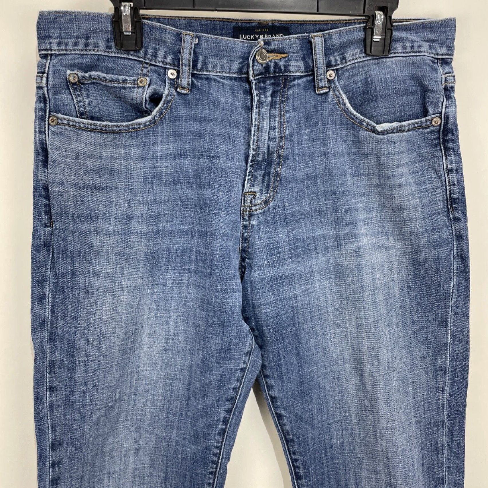 Lucky Brand Lucky Brand Mens Jeans 221 Original Straight Denim 34x30 Medium Wash Blue Size US 34 / EU 50 - 4 Thumbnail