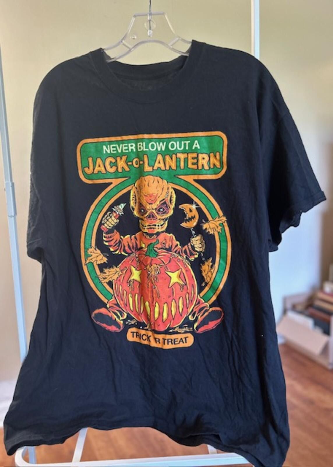 Other Trick 'r Treat Never Blow Out a Jack-O-Lantern Graphic TShit Size ONE SIZE - 1 Thumbnail