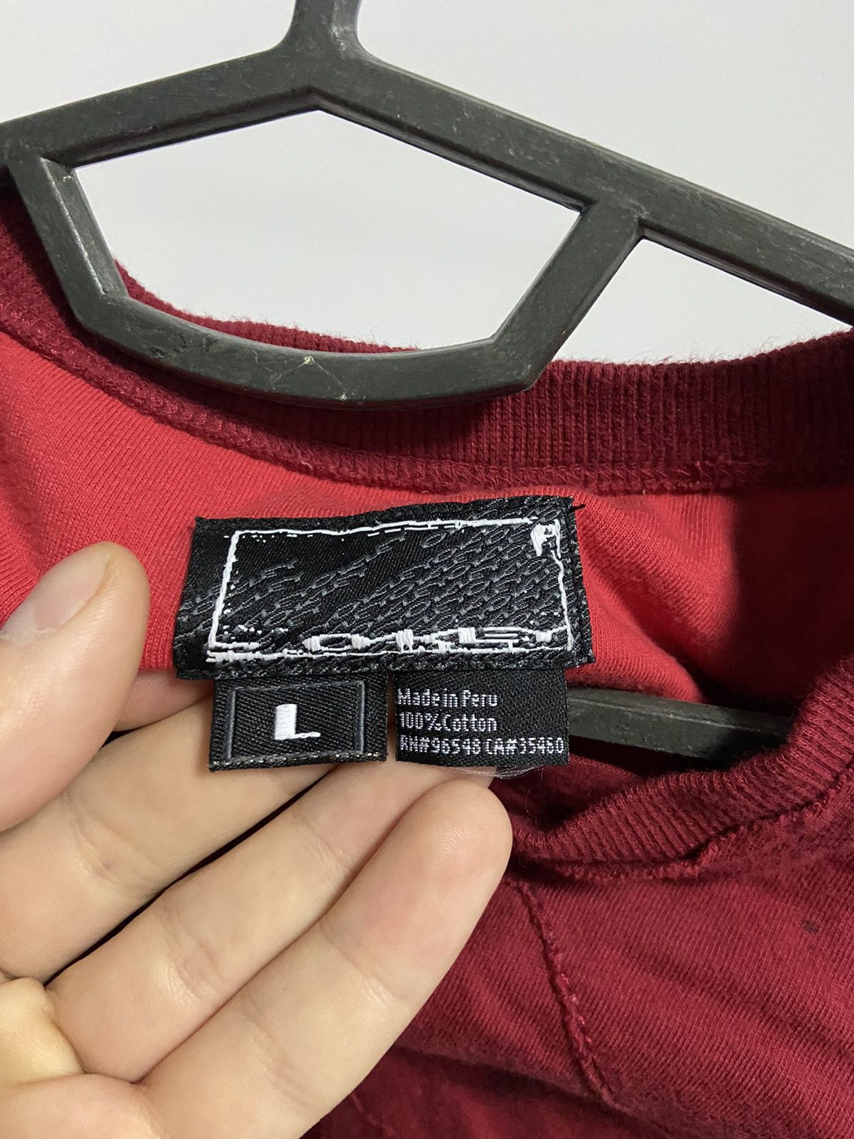 Oakley × Vintage Oakley T Shirt Vintage Big Logo Gorpcore Street Style Y2K Size US L / EU 52-54 / 3 - 4 Thumbnail