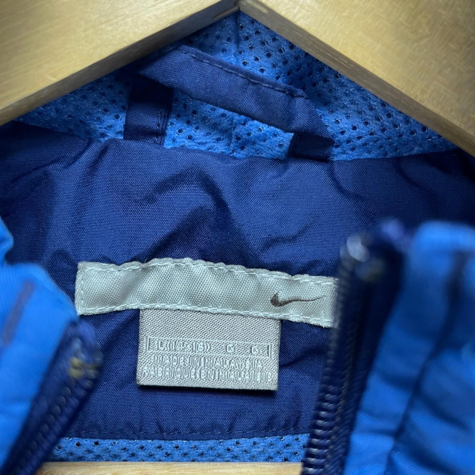 Nike Vintage Y2K Nike Windbreaker Jacket XS Size US XS / EU 42 / 0 - 4 Thumbnail