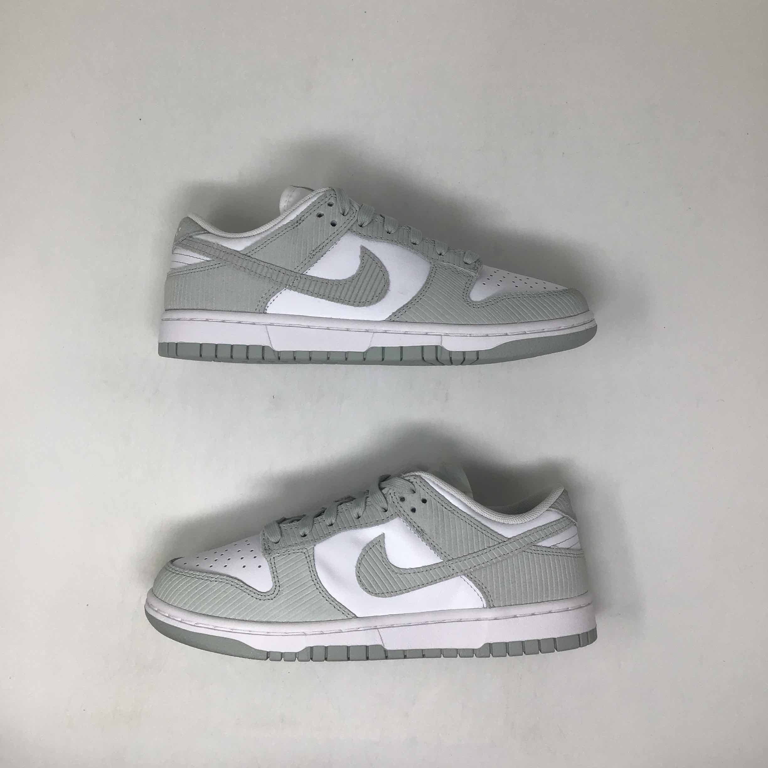 Nike Dunk Low Light Silver Corduroy (Women\'s) Nike Dunk Low Light Silver Corduroy (Women main image 4