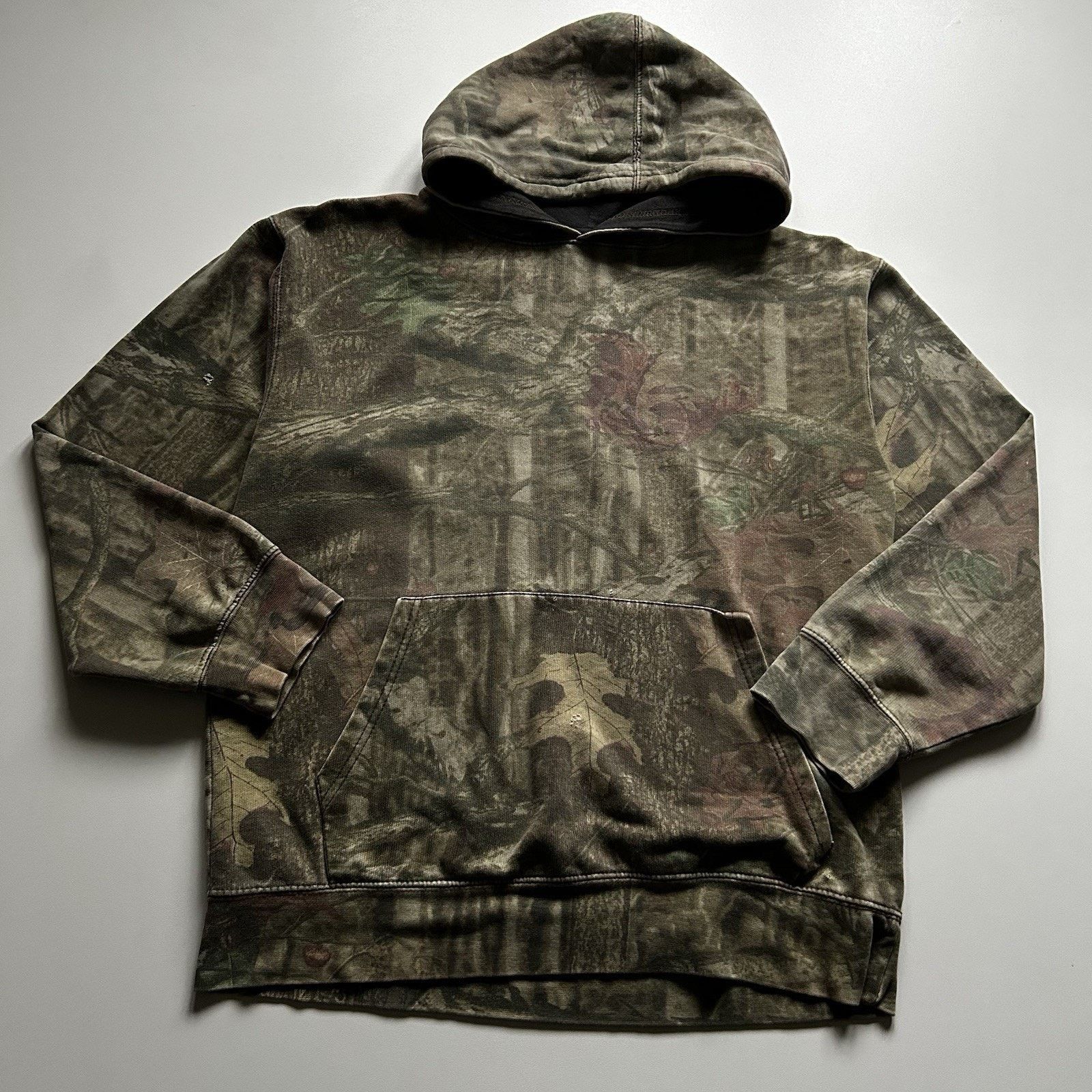 Realtree × Vintage Vintage Realtree Camo Hoodie Size Medium Y2K Camouflage Rare Size US M / EU 48-50 / 2 - 1 Thumbnail