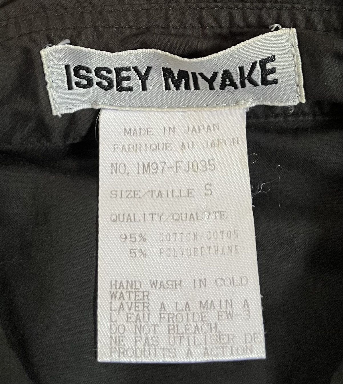 Issey Miyake TAX FREE 🇺🇸 issey miyake black avant garde sleeve shirt Size US S / EU 44-46 / 1 - 2 Thumbnail