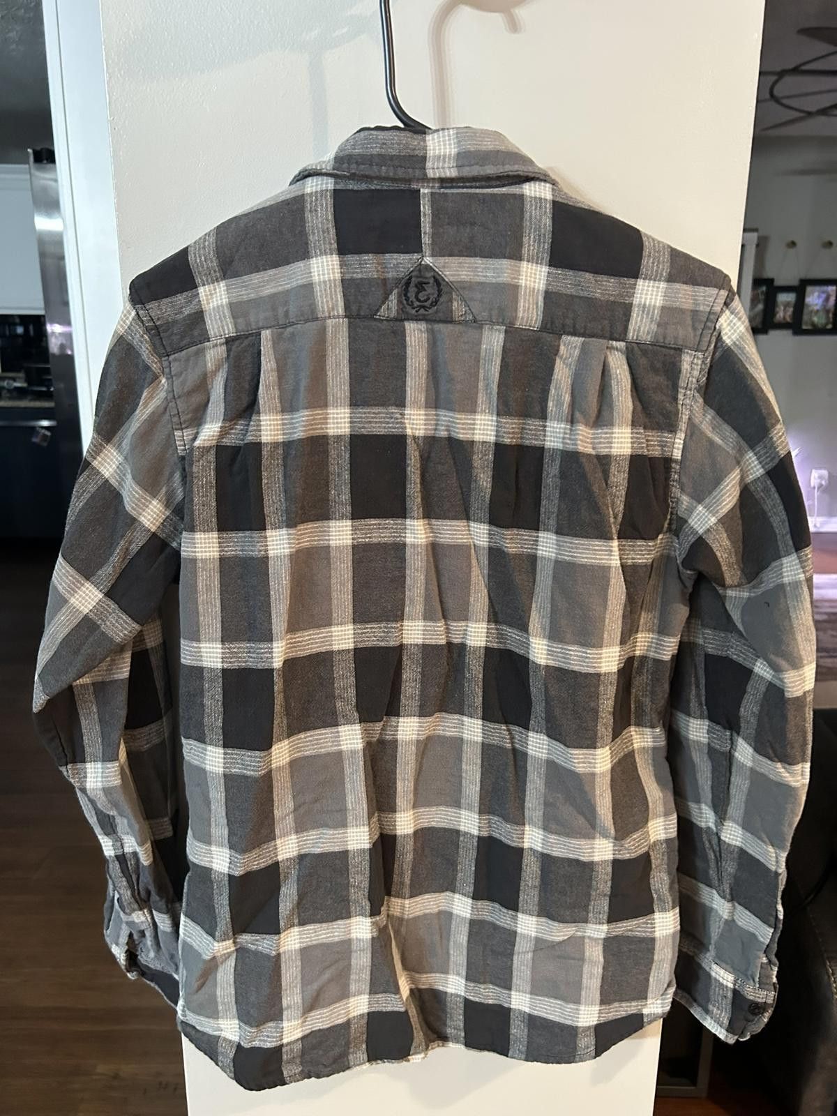 Ezekiel Ezekiel Men's Small Gray and Beige Plaid Button-Up Shirt Size US S / EU 44-46 / 1 - 5 Thumbnail