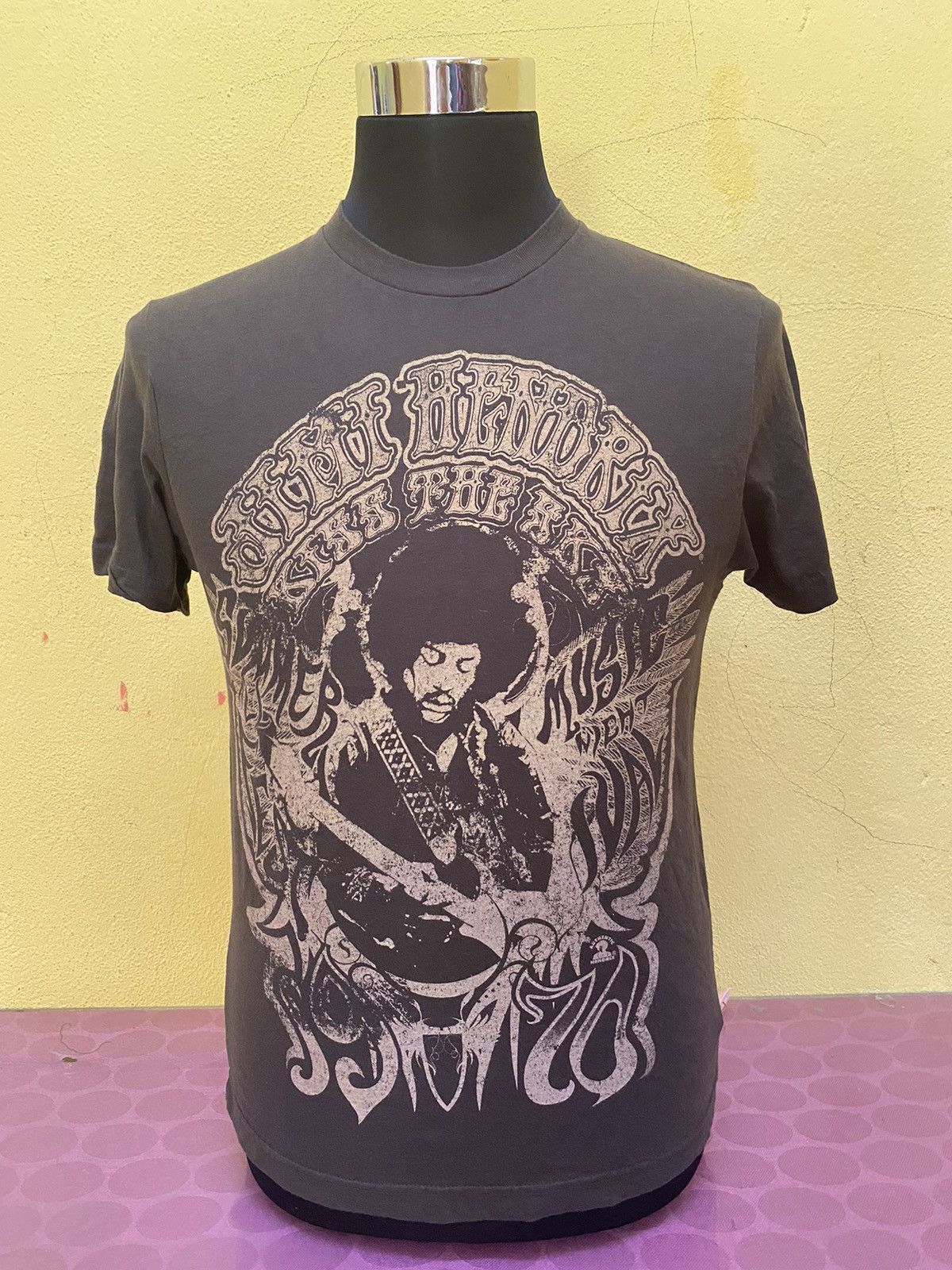 Band Tees × Jimi Hendrix × Old Navy Jimi Handrix Music Night Tshirt Size US S / EU 44-46 / 1 - 2 Thumbnail