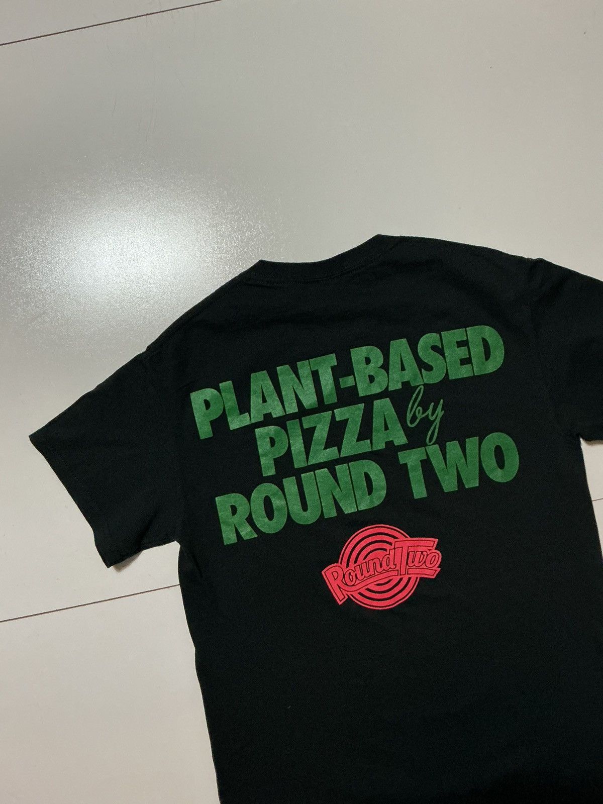 Round Two Round Two Sean Wotherspoon Pizza TMNT Ninja Turtles T-Shirt Size US S / EU 44-46 / 1 - 4 Thumbnail