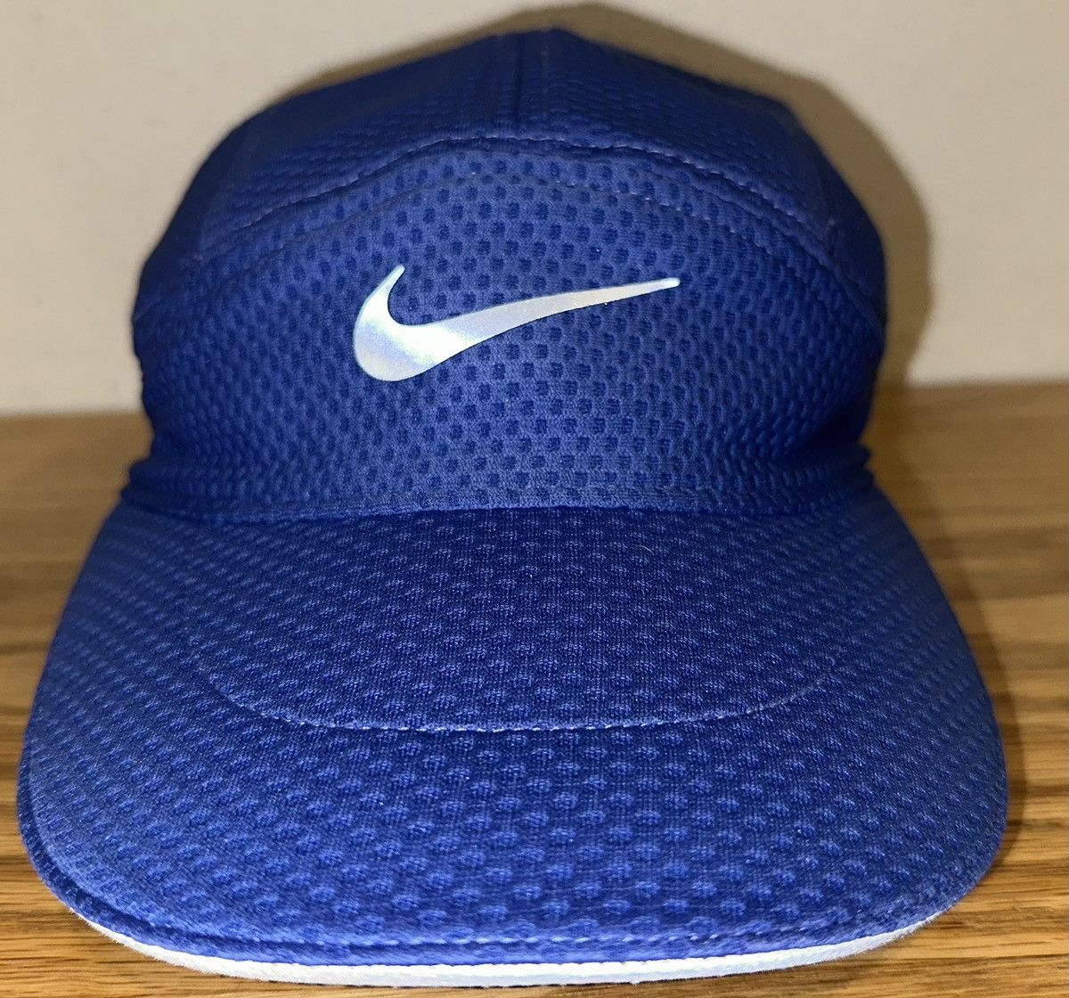 Nike Nike Tailwind 7 Panel Dri Fit Mesh Hat Size ONE SIZE - 1 Thumbnail