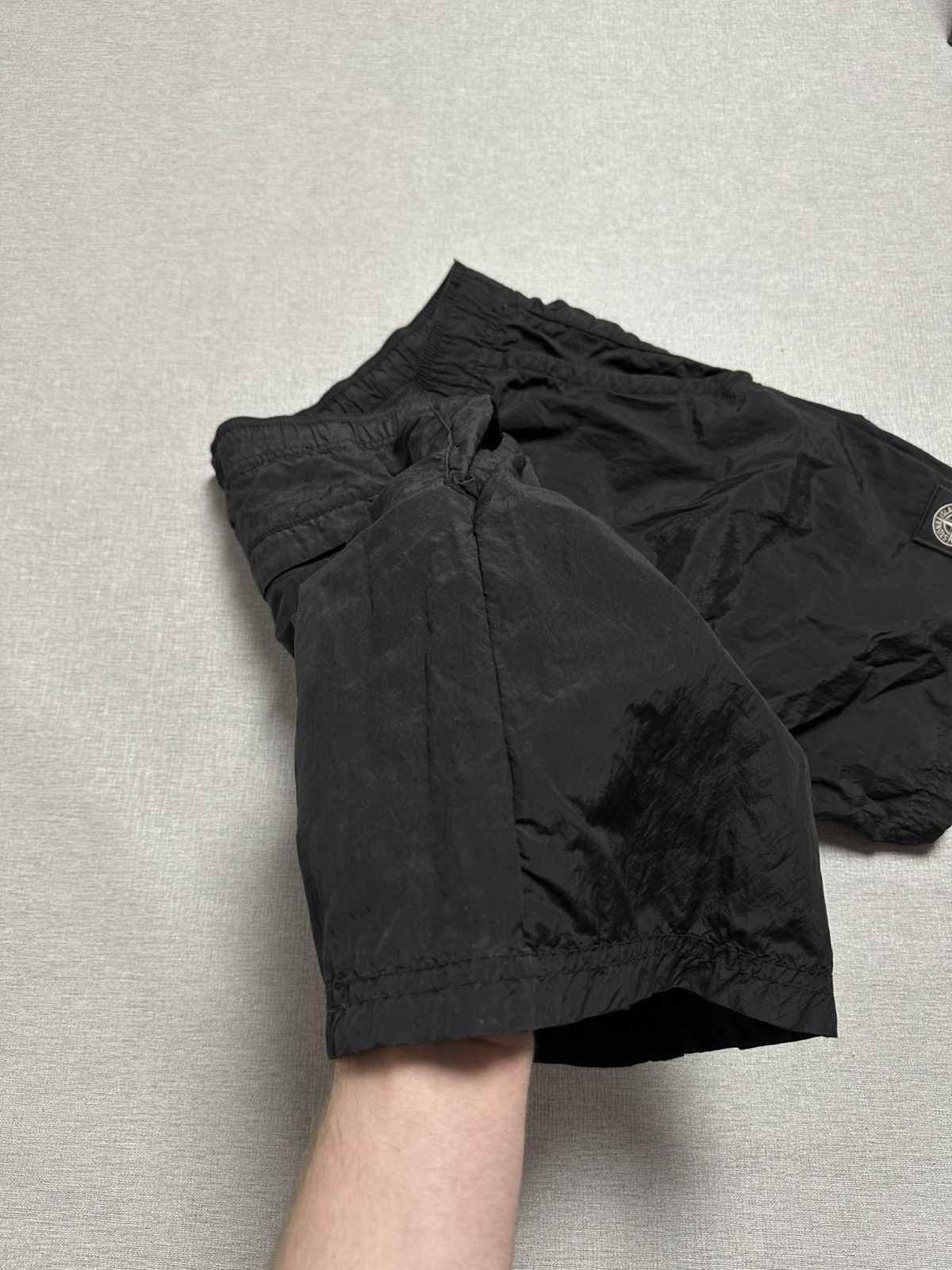 Massimo Osti × Stone Island Stone Island Nylon Metal Shorts Size US 30 / EU 46 - 8 Thumbnail
