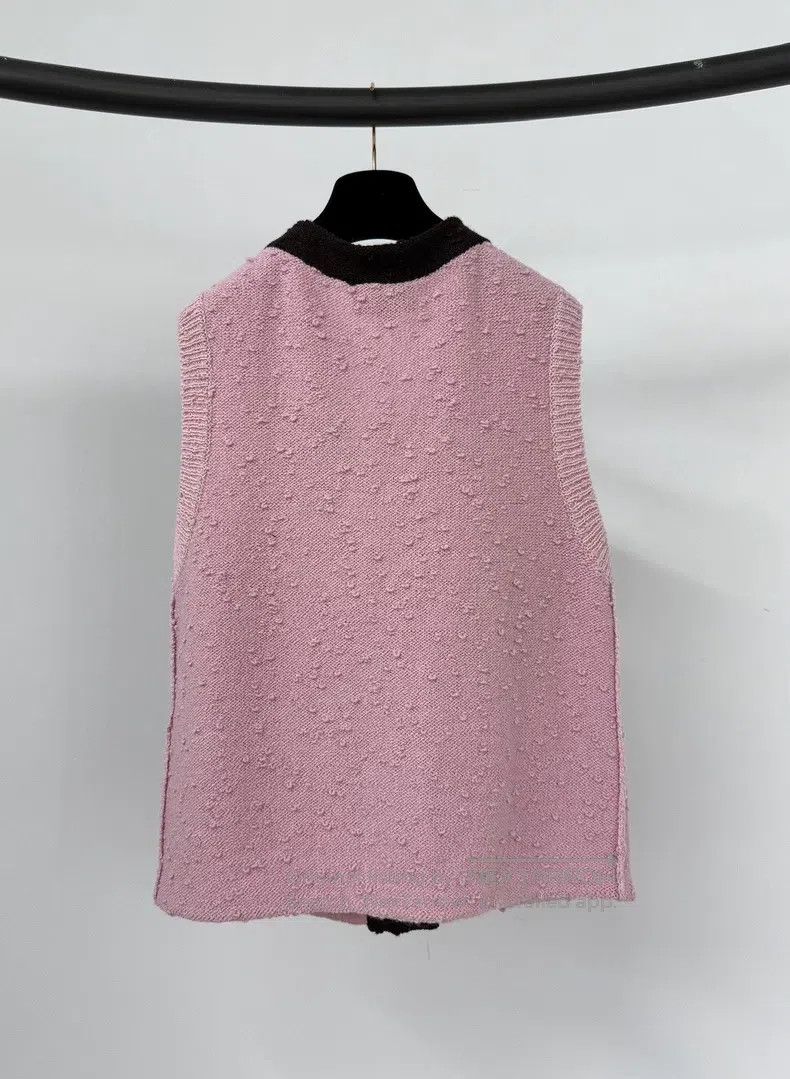 Chanel Chanel 24K pink and black colour-blocked wool knitted vest Size XXS / US 00 / IT 34 - 2 Thumbnail