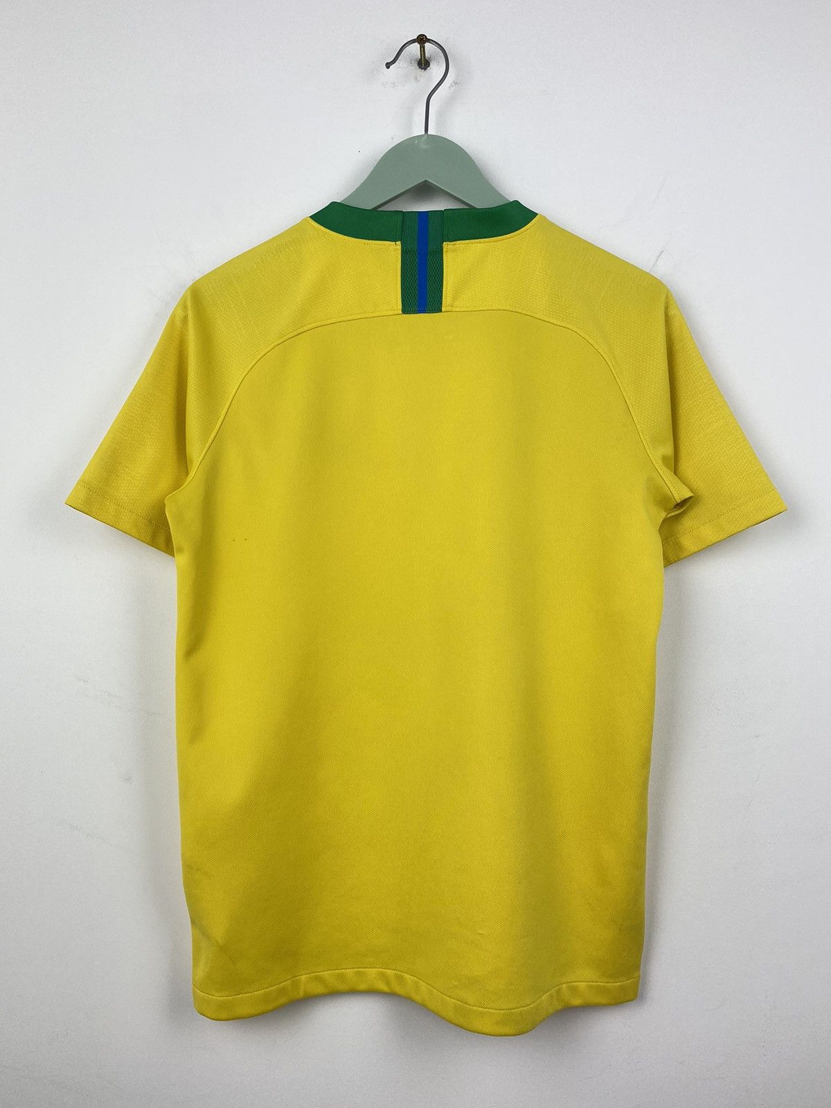 Nike Brazil 2018 2019 Home Soccer Jersey Football Shirt Argentina Size US XS / EU 42 / 0 - 8 Thumbnail
