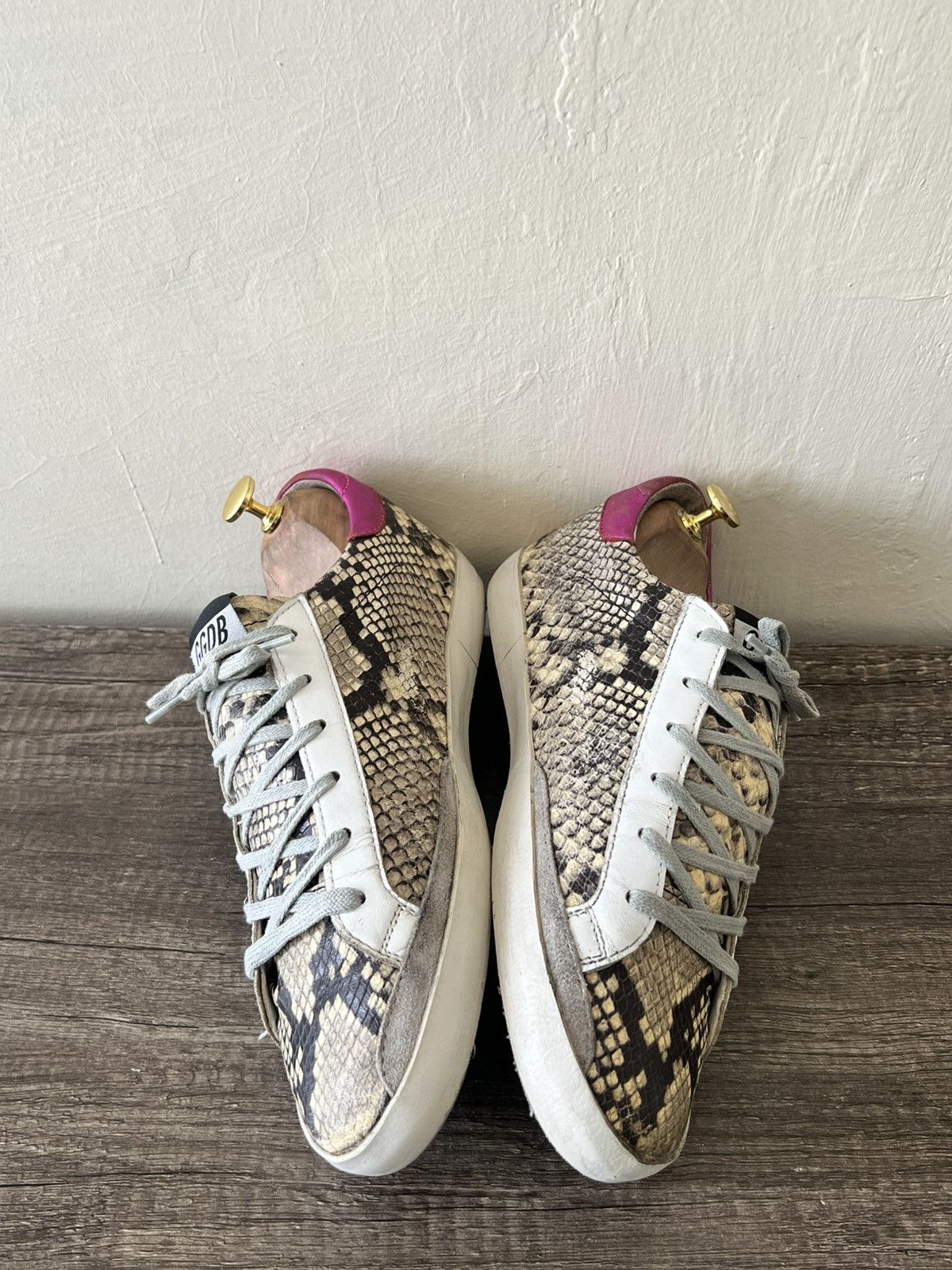 Golden Goose GOLDEN GOOSE SUPERSTAR LOW – PYTHON PRINT / PINK HEEL Size US 8 / EU 41 - 6 Thumbnail